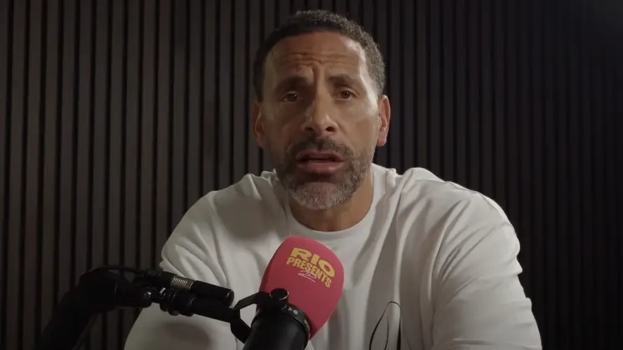 Rio Ferdinand calls out Paul Scholes for his latest post about Man Utd as fans accuse him of 'sabotaging' club