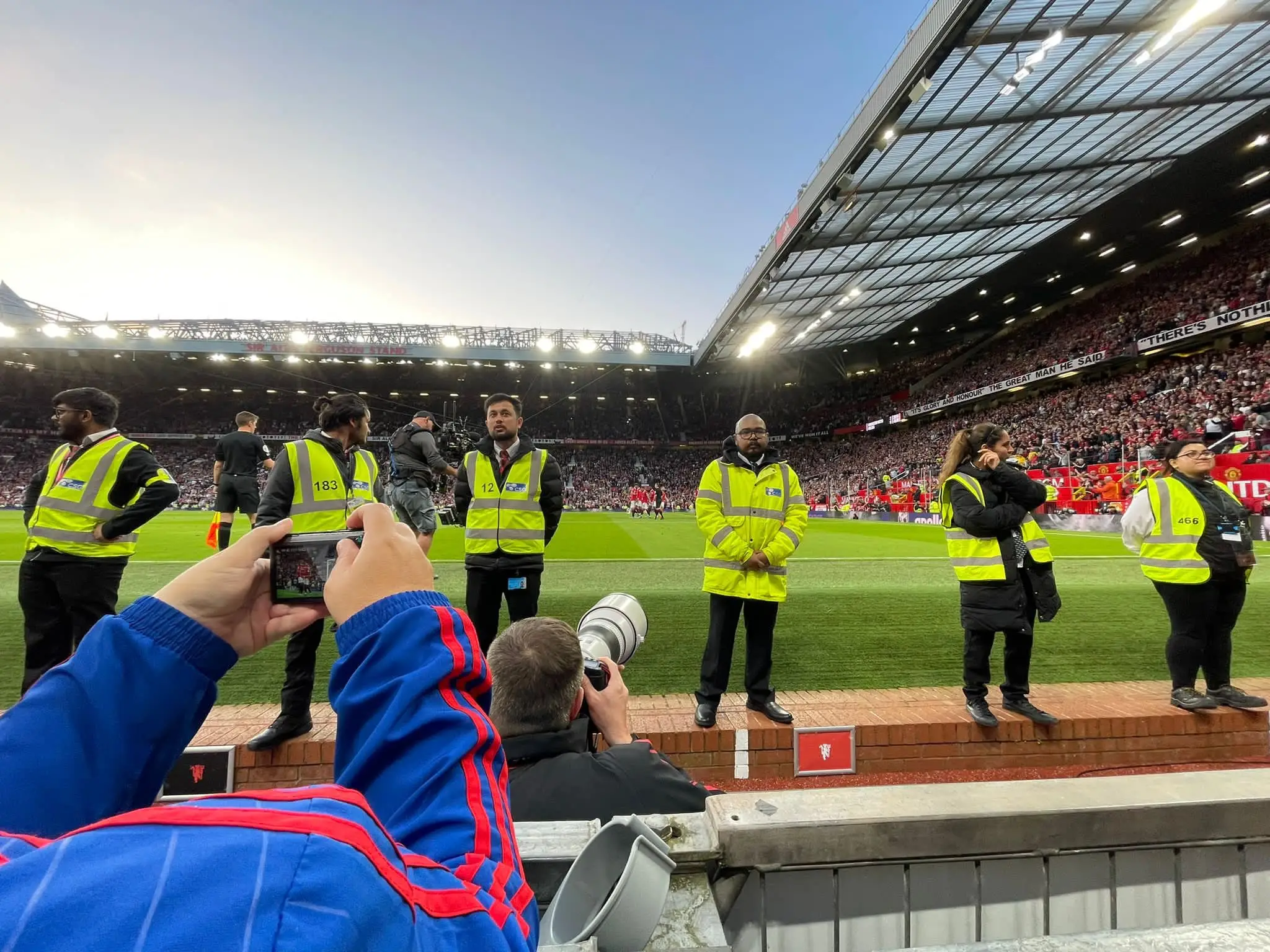 Image: Twitter/@lucys_portraits