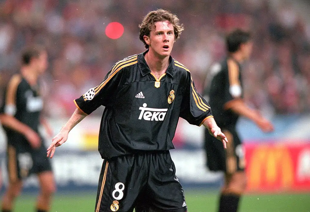 Steve McManaman in action for Real Madrid in 2000 (Credit:Getty)