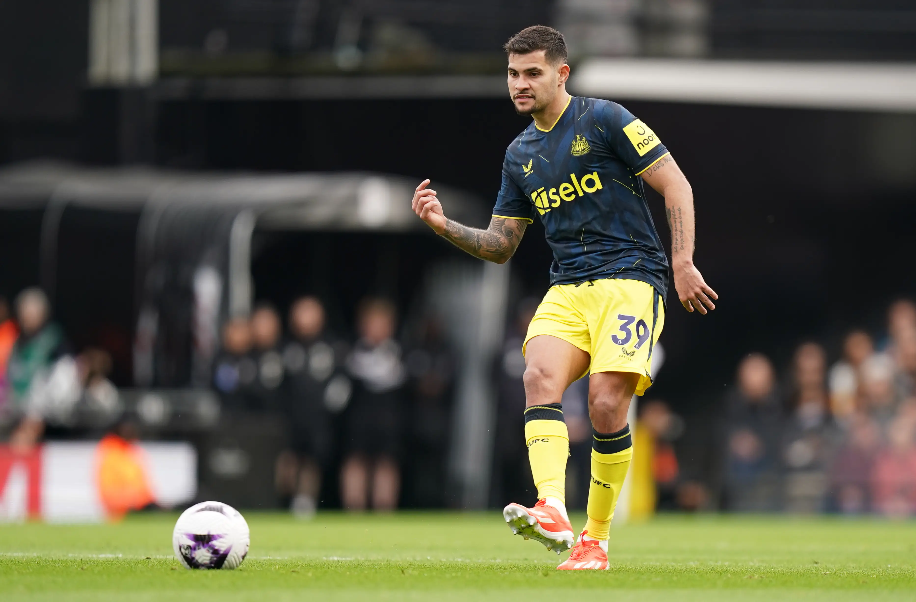 Bruno Guimaraes in action for Newcastle United. Image: Getty 