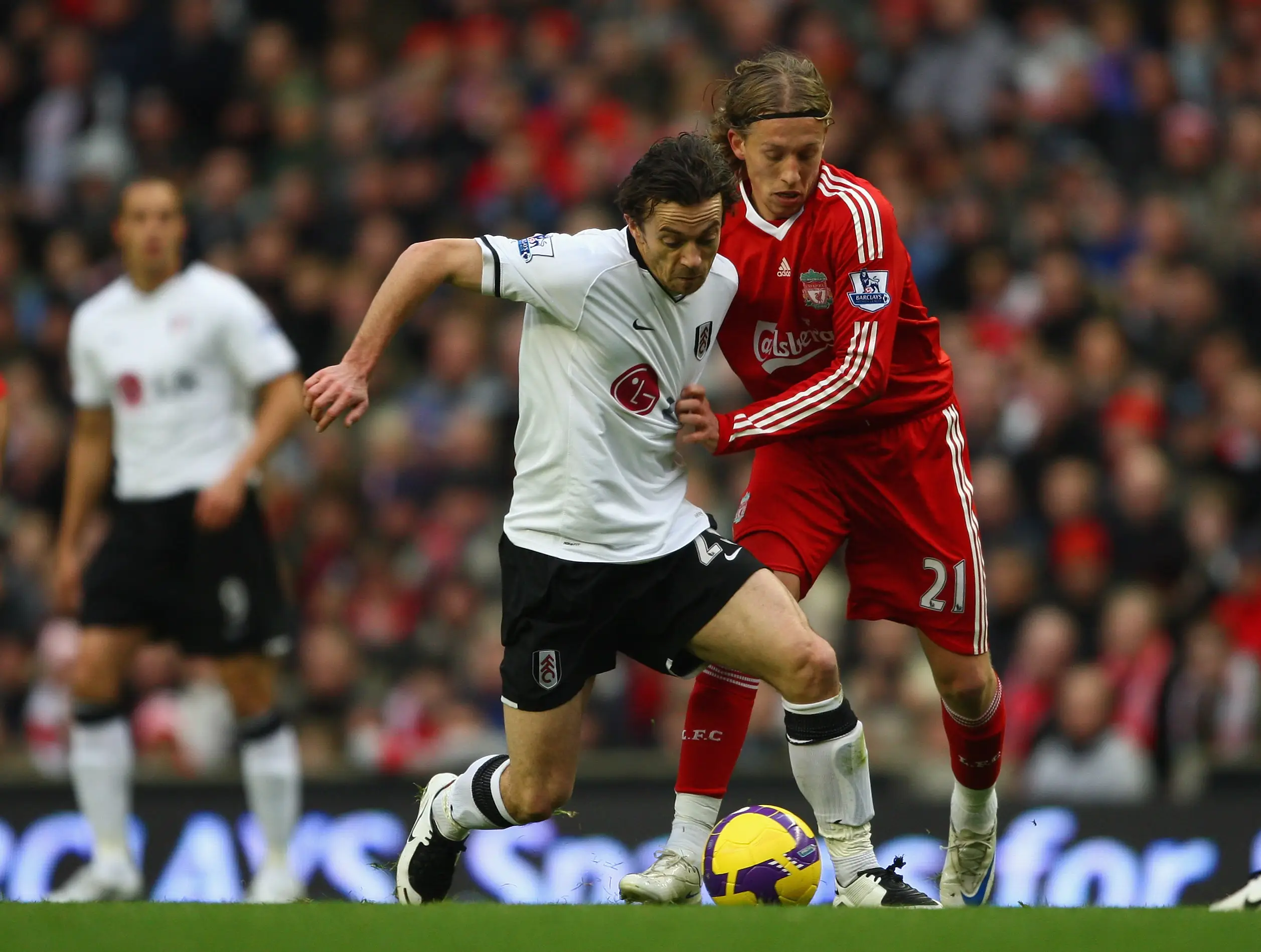 Lucas Leiva in action for Liverpool against Fulham. Image: Getty 