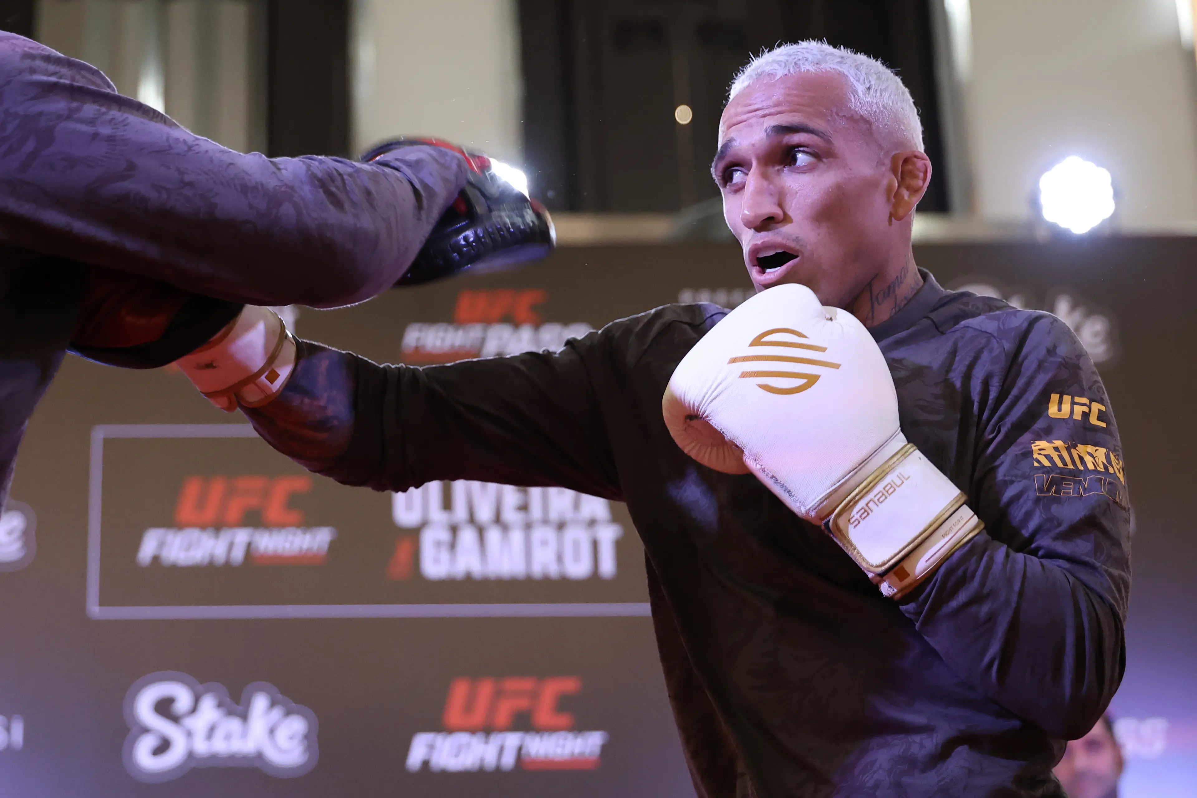 Charles Oliveira faces Mateusz Gamrot in the main-event of UFC Rio on Saturday. Image: Getty 