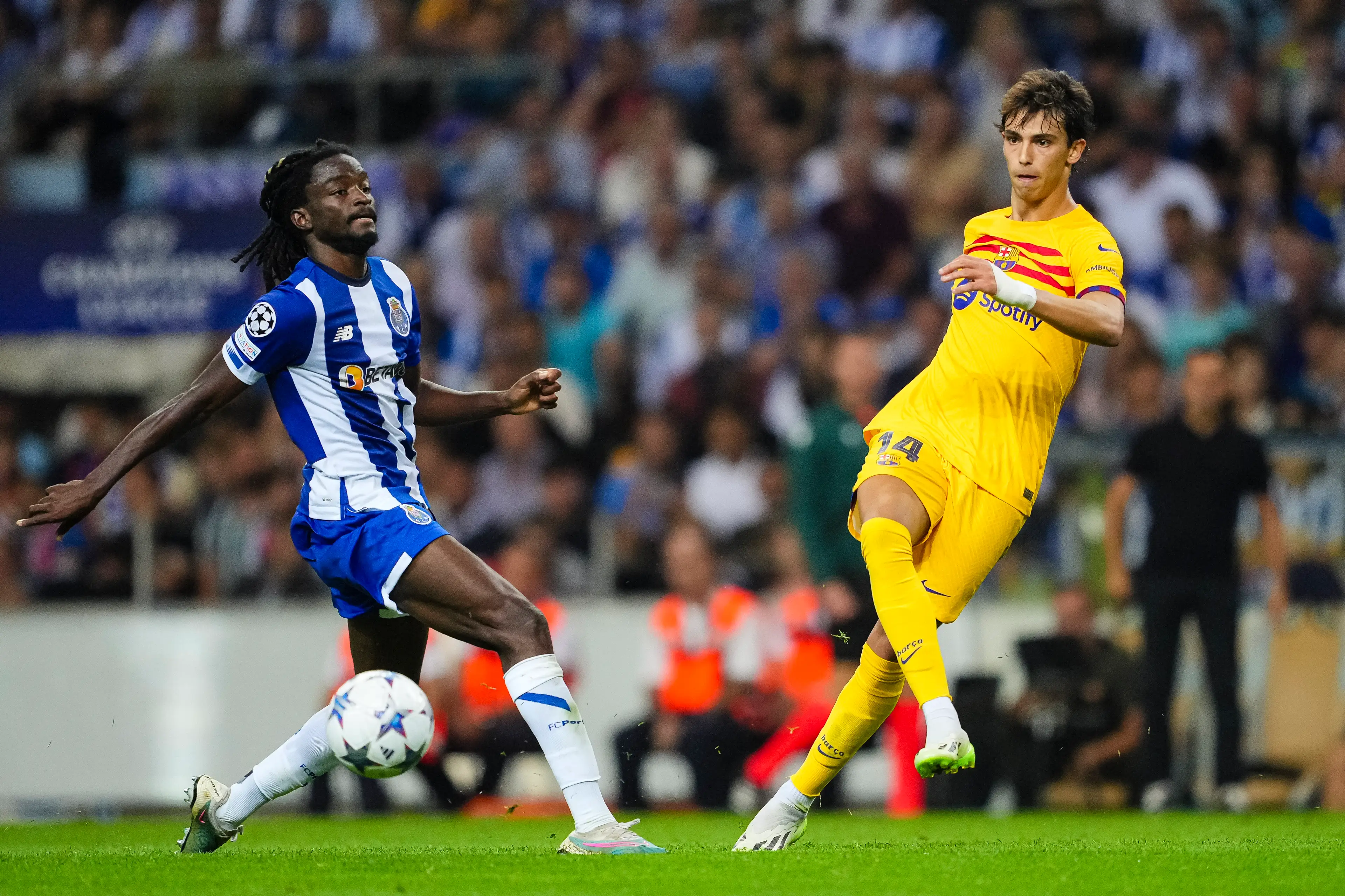 Baró during the UEFA Champions League Group Stage clash between FC Porto and Barcelona. Image credit: Getty