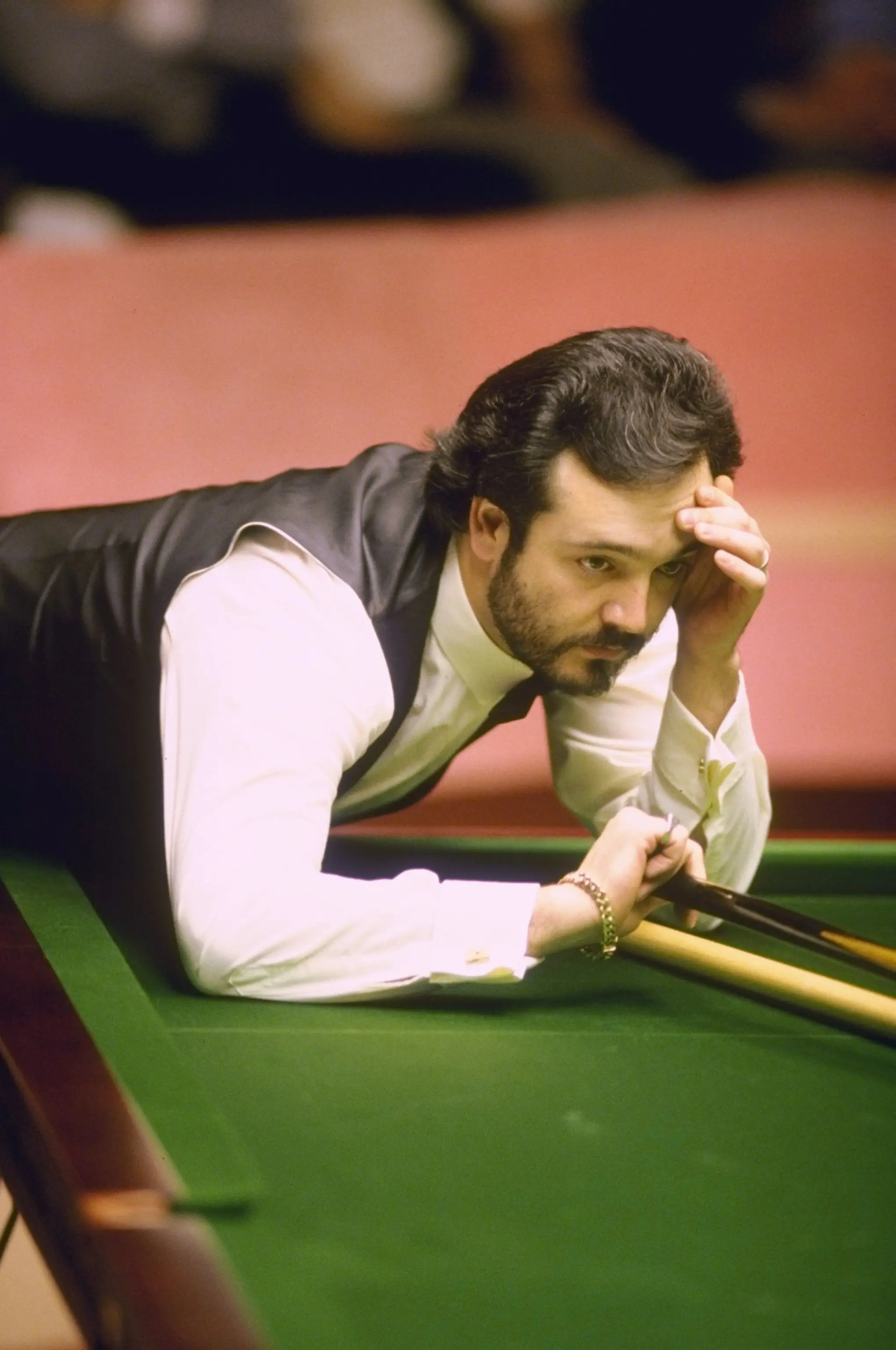 Peter Francisco during a match at the World Snooker Championship in 1988. Image: Getty