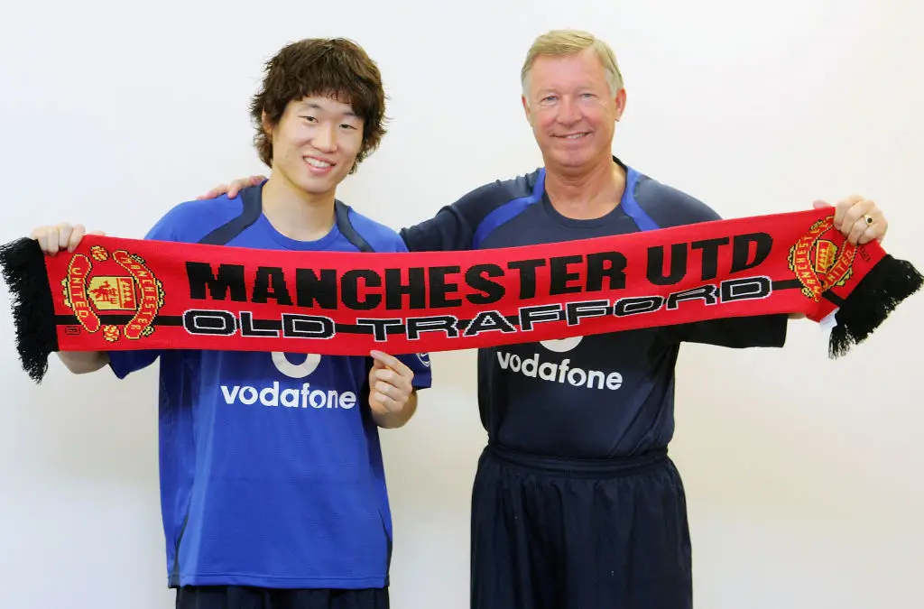 Park Ji-sung and Sir Alex Ferguson enjoyed a close relationship during their time at Manchester United. (Image: Getty)