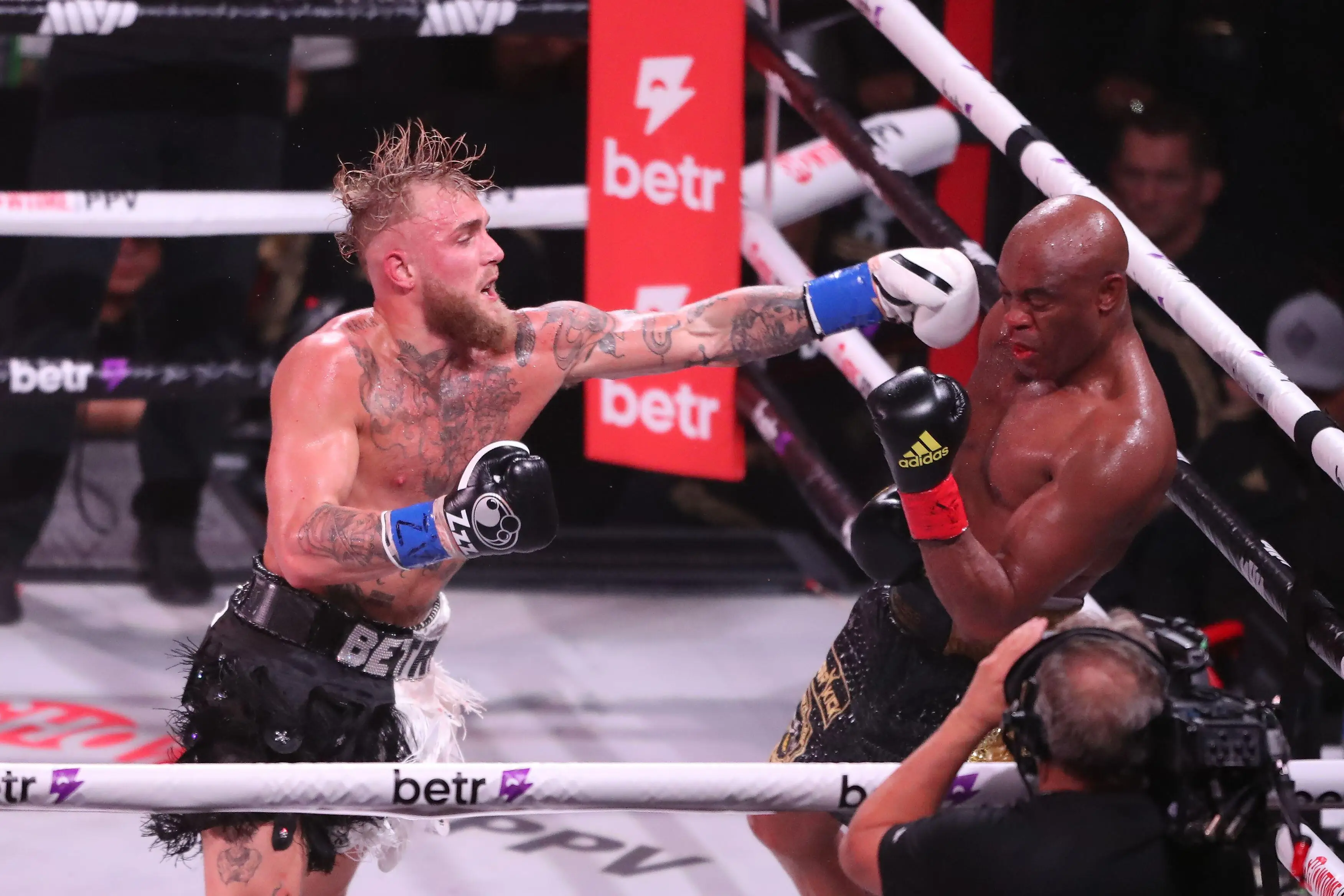 Jake Paul in action during his fight against Anderson Silva. Image: Alamy 