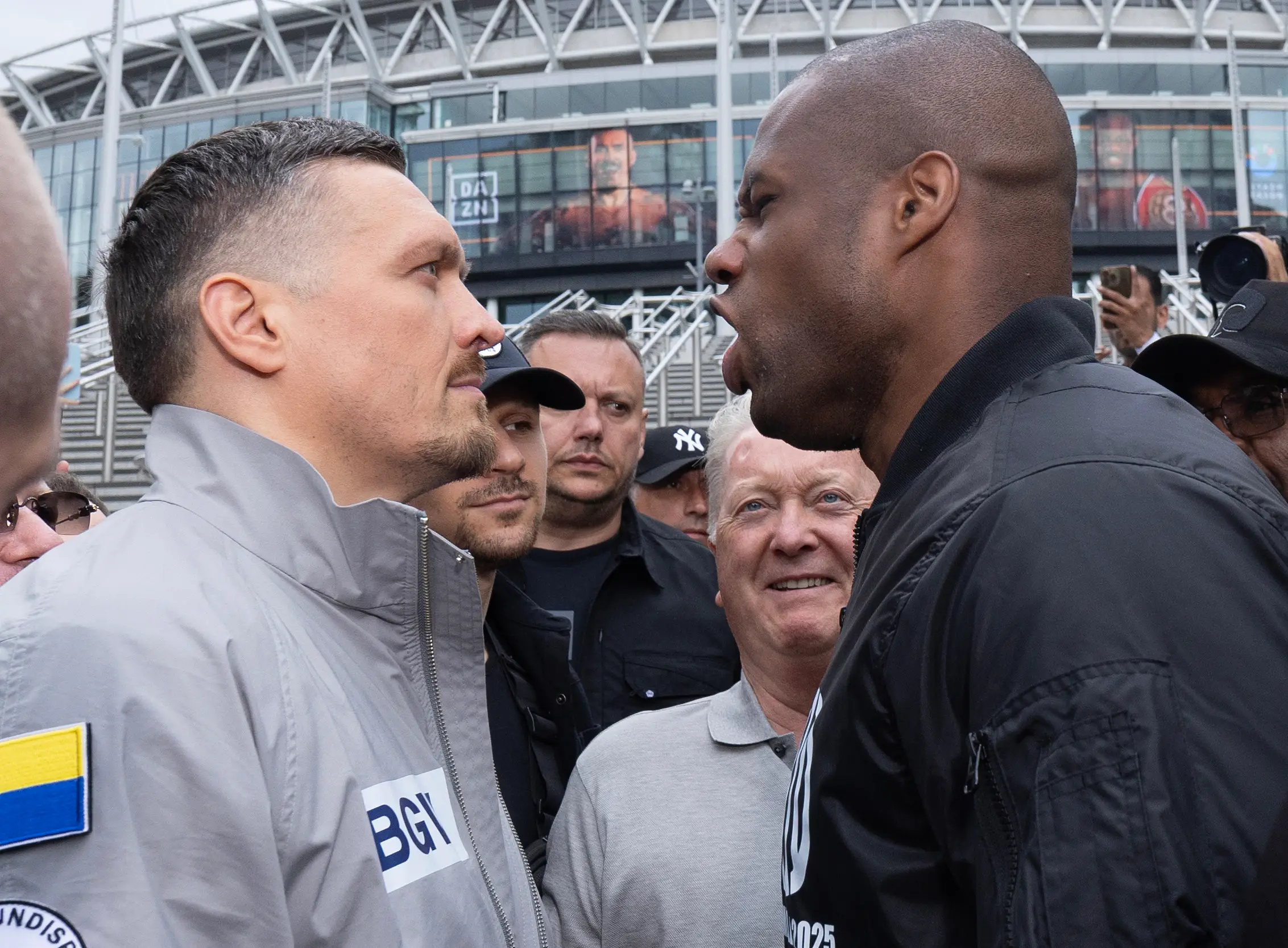Daniel Dubois screams in the face of Oleksandr Usyk ahead of fight night. Image credit: Getty