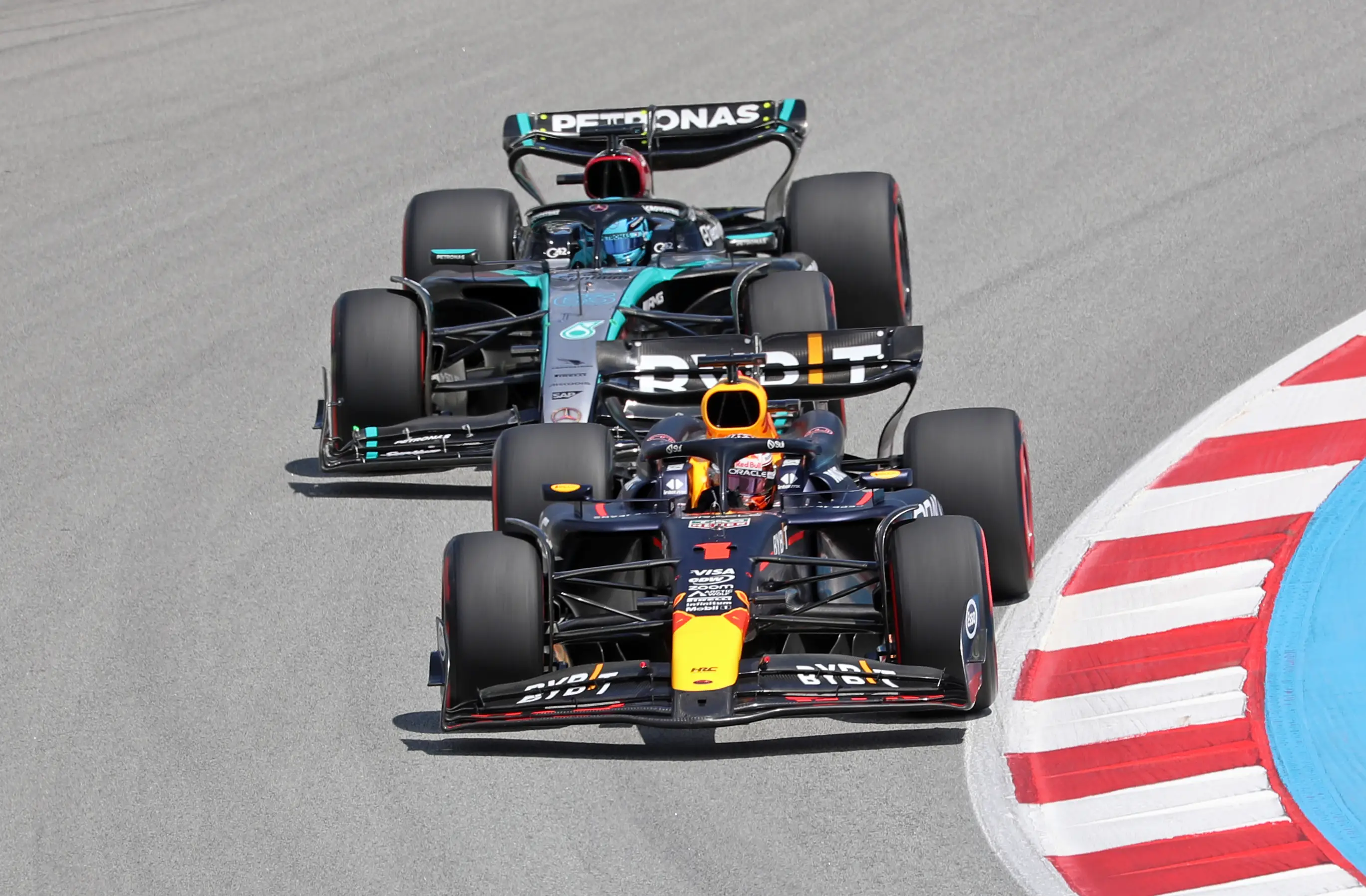 Max Verstappen and George Russell (Image: NurPhoto / Contributor via Getty)