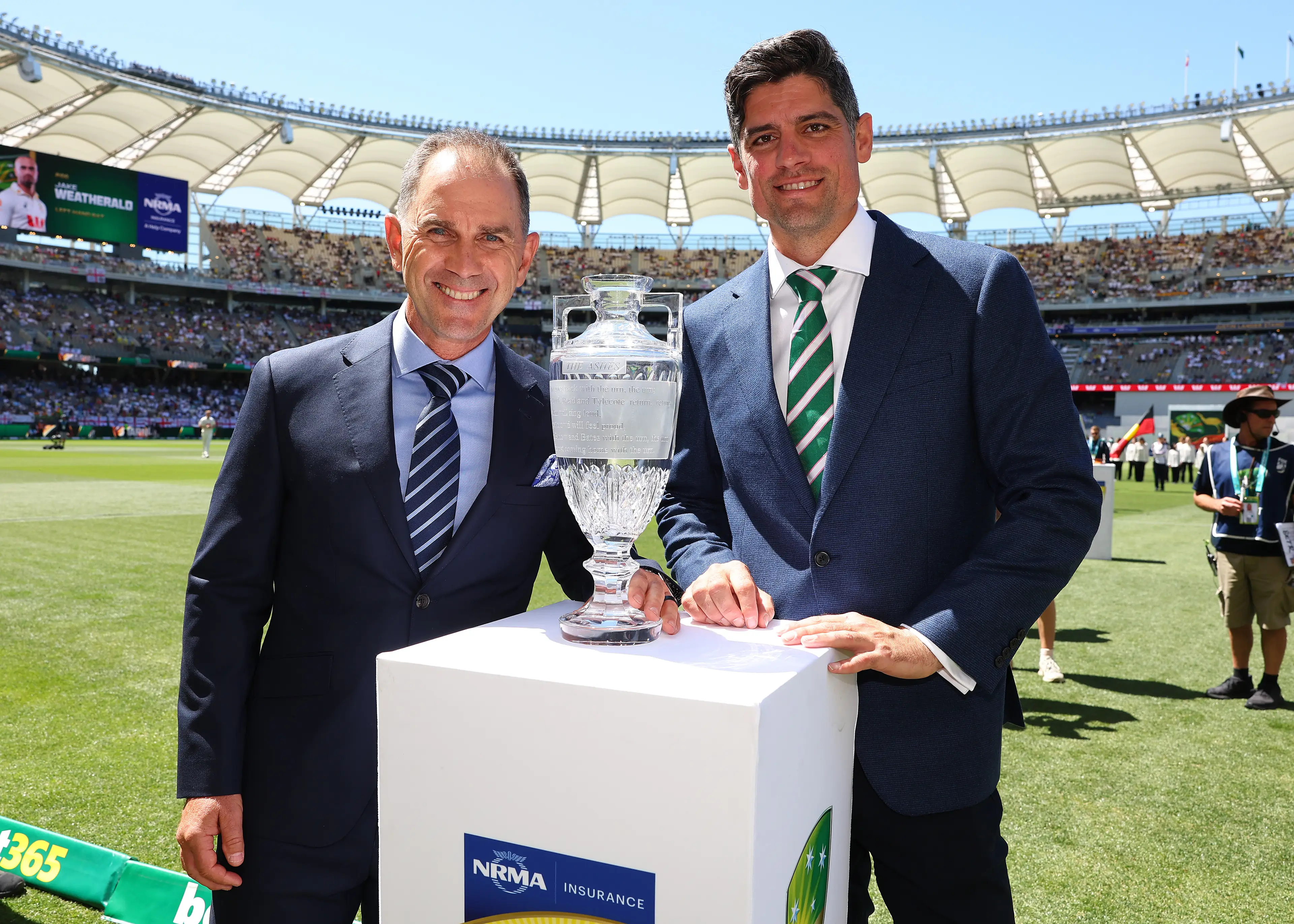 Alastair Cook apologised to Justin Langer during TNT Sports' broadcast of the Ashes. Image: Getty 