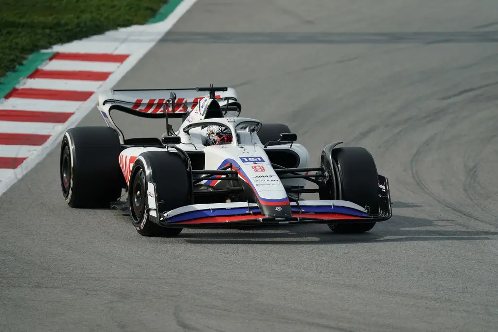Nikita Mazepin driving in a 2022 pre-season test for Haas -