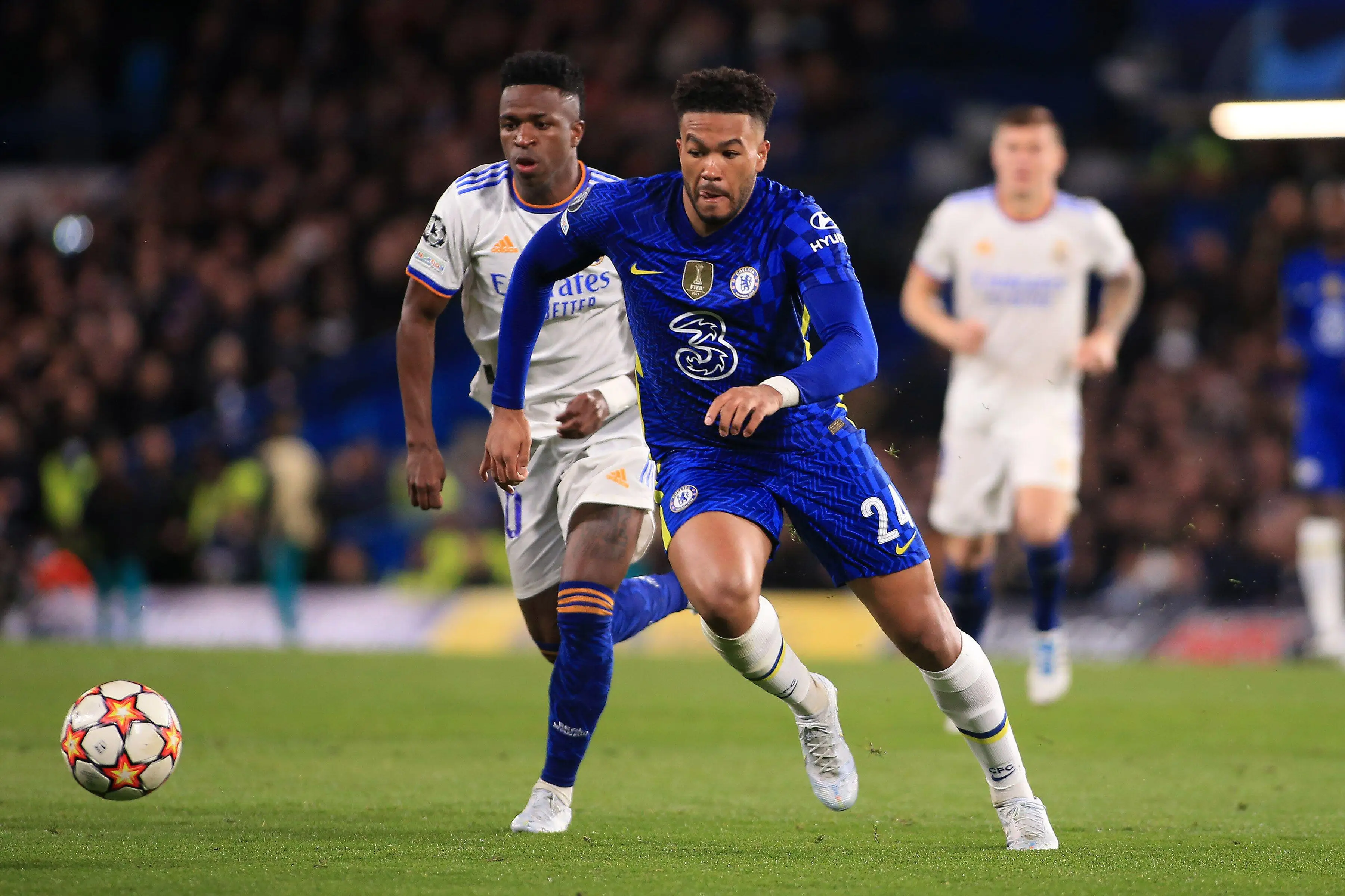 Reece James takes on Vinicius Jr (Alamy)