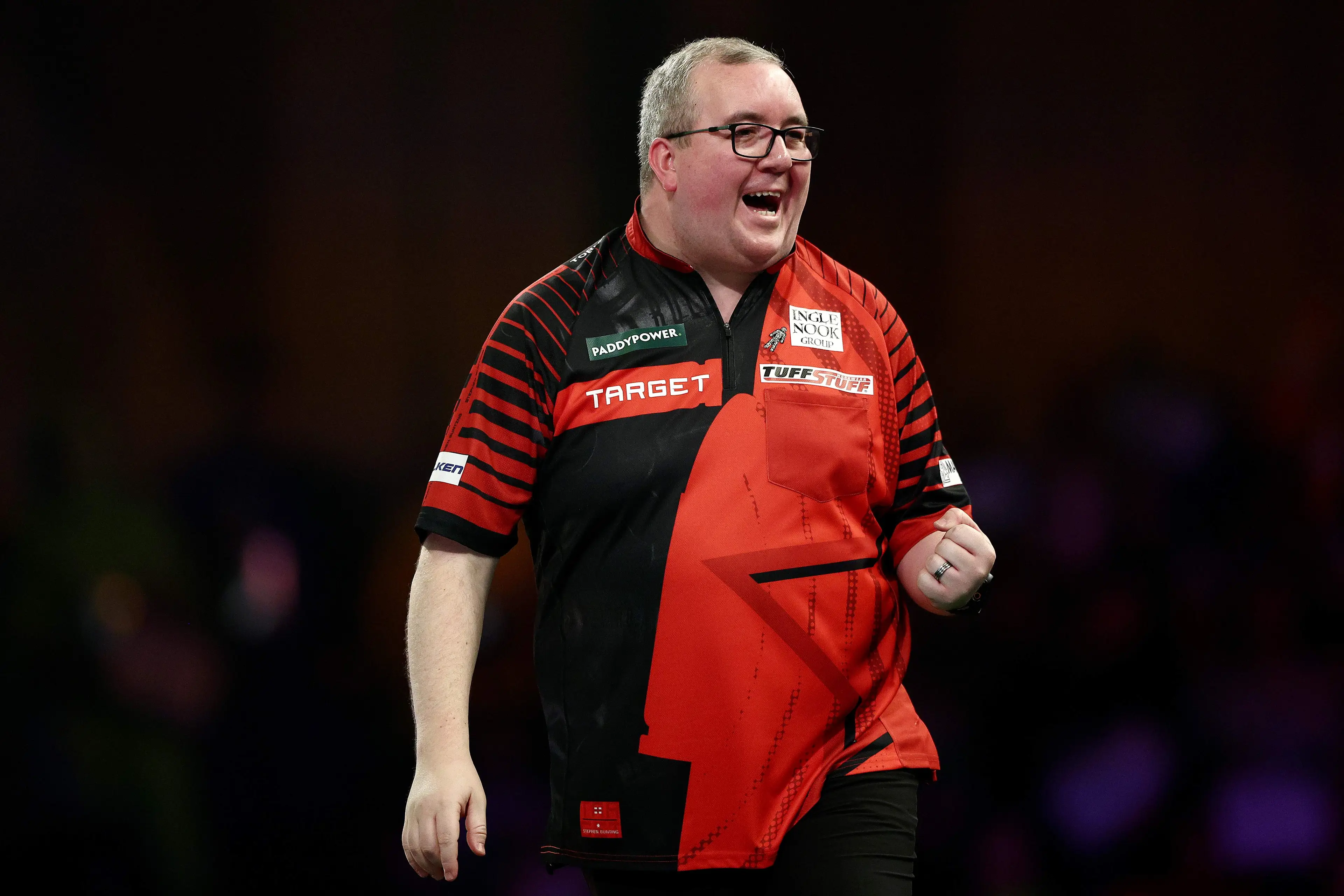 Stephen Bunting will take on Luke Littler on Thursday night. Image: Getty
