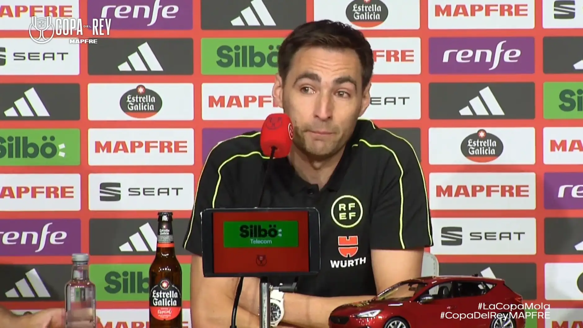 Ricardo de Burgos Bengoetxea broke down in tears in the presser. Image: RFEF