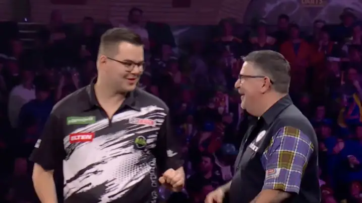 Gary Anderson and Gian Van Veen Play Out 'Greatest Set in WDC History'