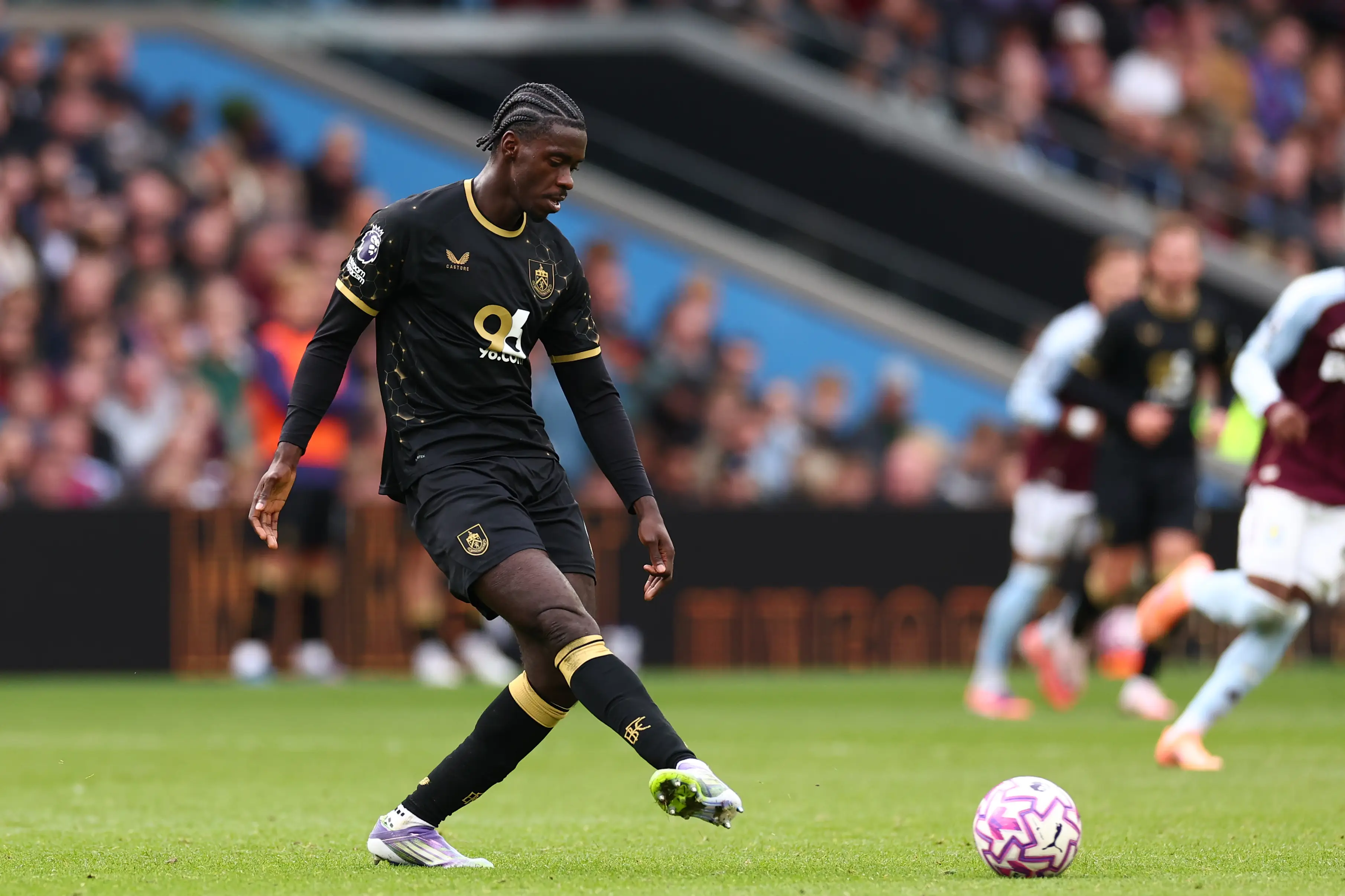 Axel Tuanzebe in action for Burnley. Image: Getty