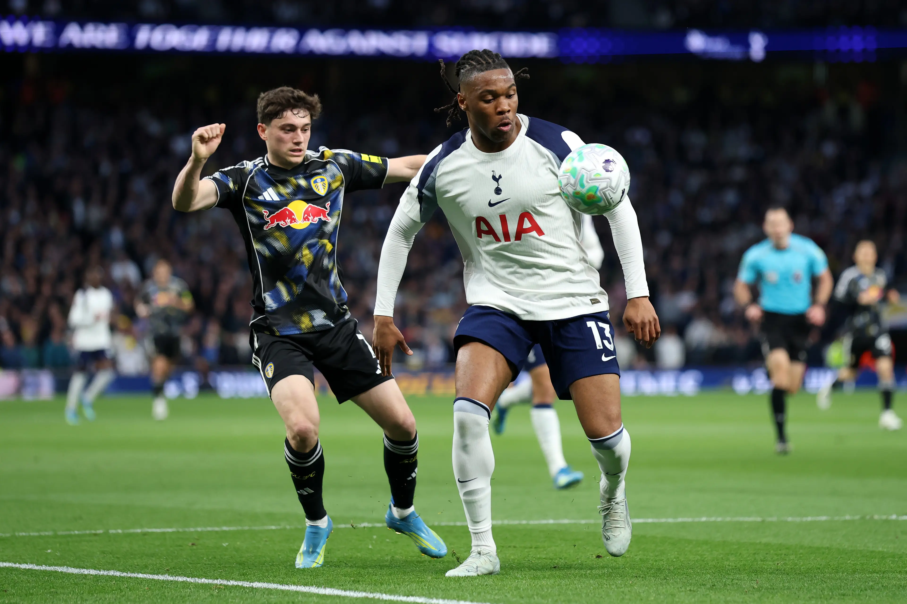 Daniel James of Leeds United challenges Destiny Udogie of Tottenham Hotspur during the Premier League match between Tottenham Hotspur and Leeds United (Getty Images)