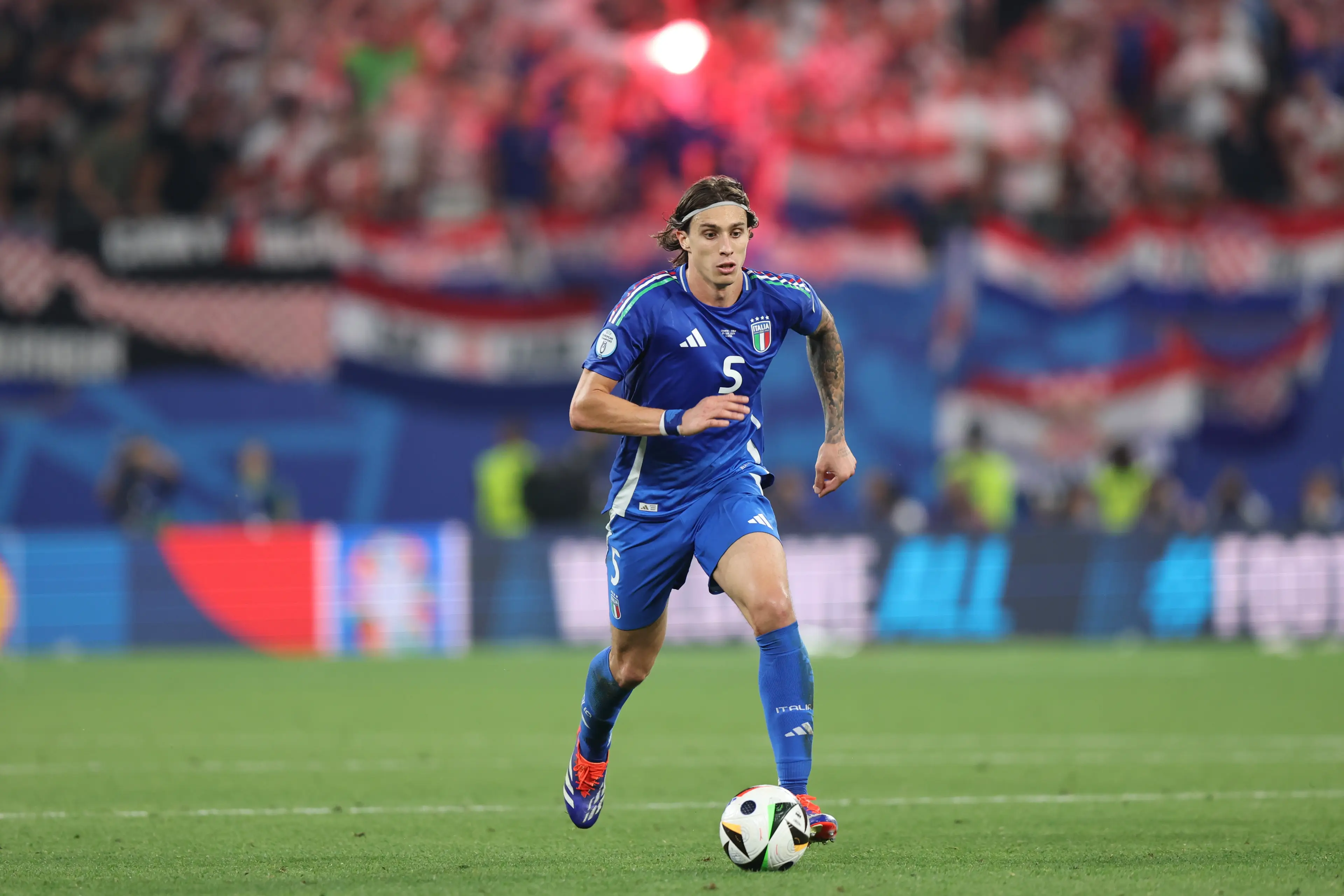 Riccardo Calafiori in action for Italy at Euro 2024. Image: Getty