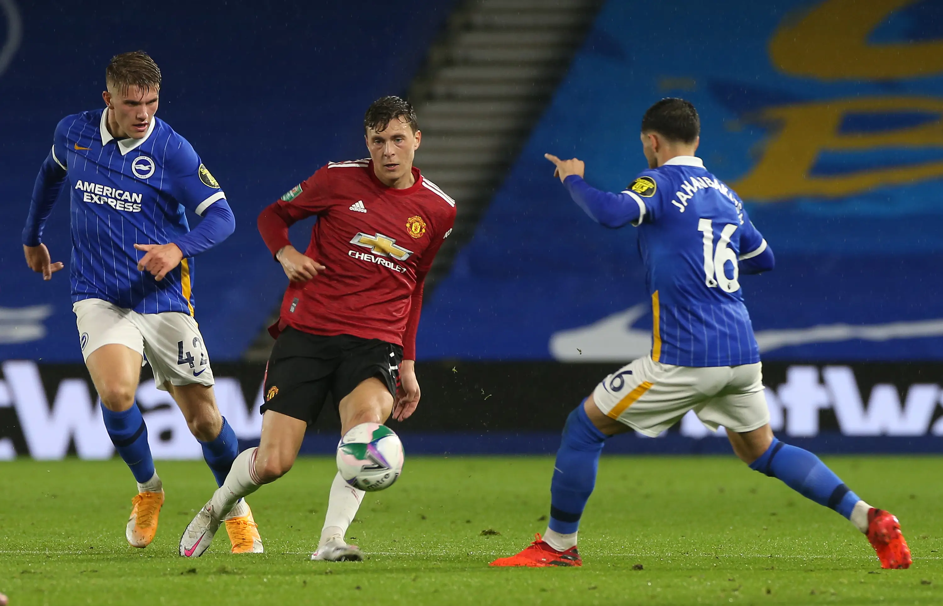 Viktor Gyokeres and Victor Lindelof during a Carabao Cup clash in 2020. Image: Getty