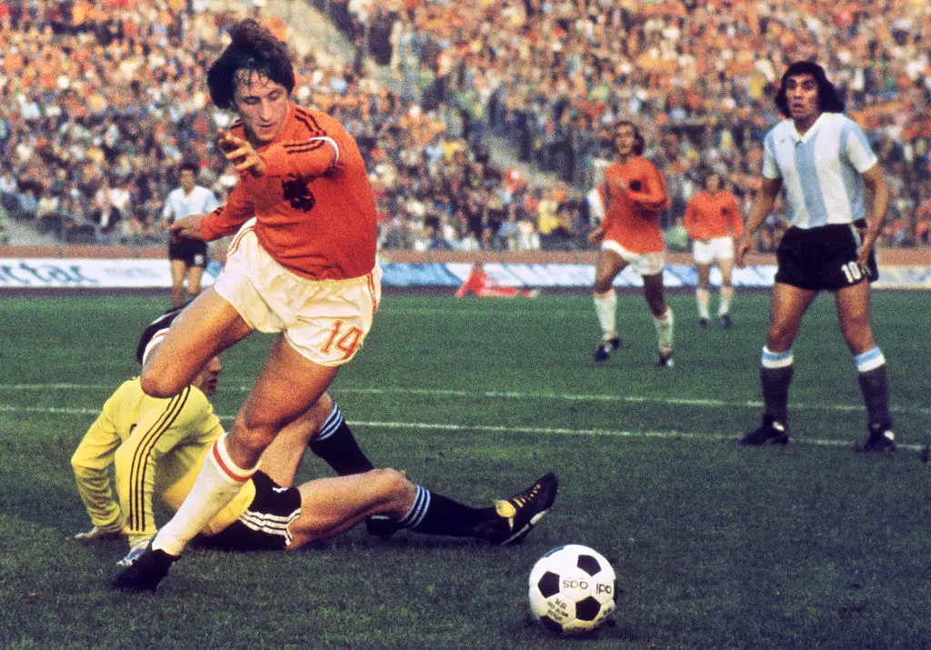 Johan Cruyff in action for the Netherlands (Credit:Getty)