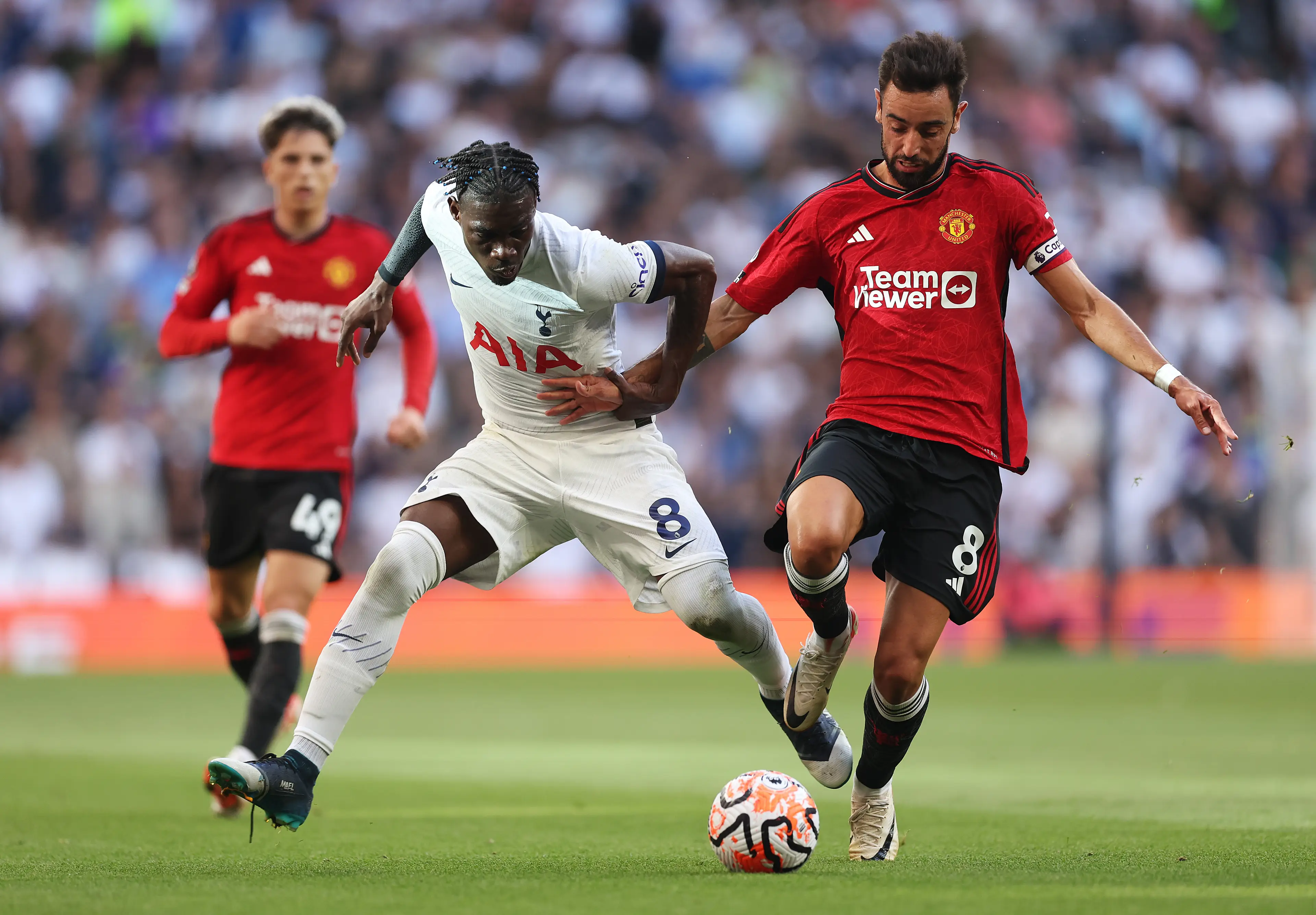 Bruno Fernandes in action against Tottenham. Image: Getty