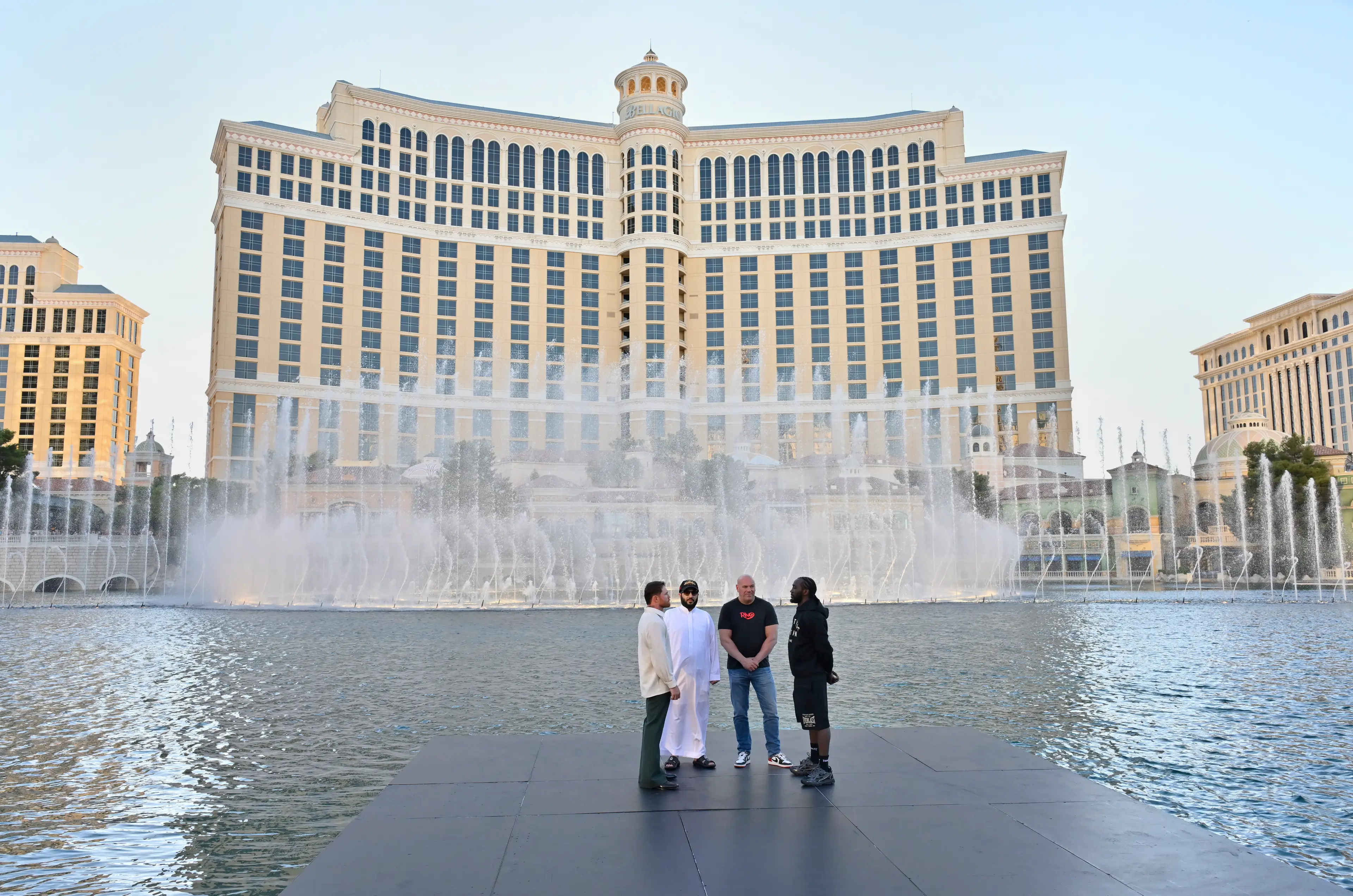 Alvarez and Crawford are set to face off in Las Vegas. (Image: David Becker / Stringer via Getty)
