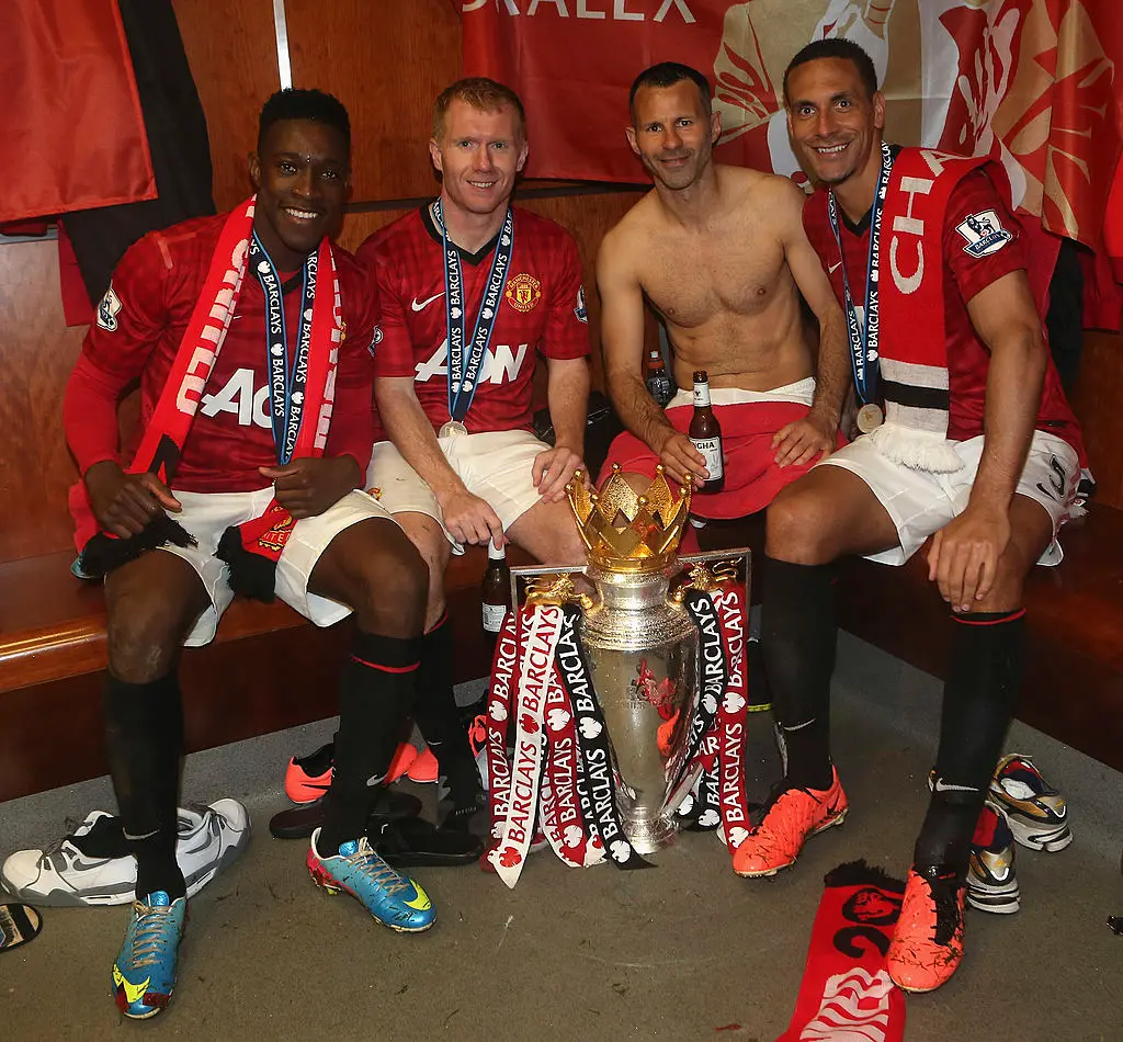 Danny Welbeck alongside Ryan Giggs, Paul Scholes and Rio Ferdinand after Man Utd won the Premier League in 2013 (Credit:Getty)