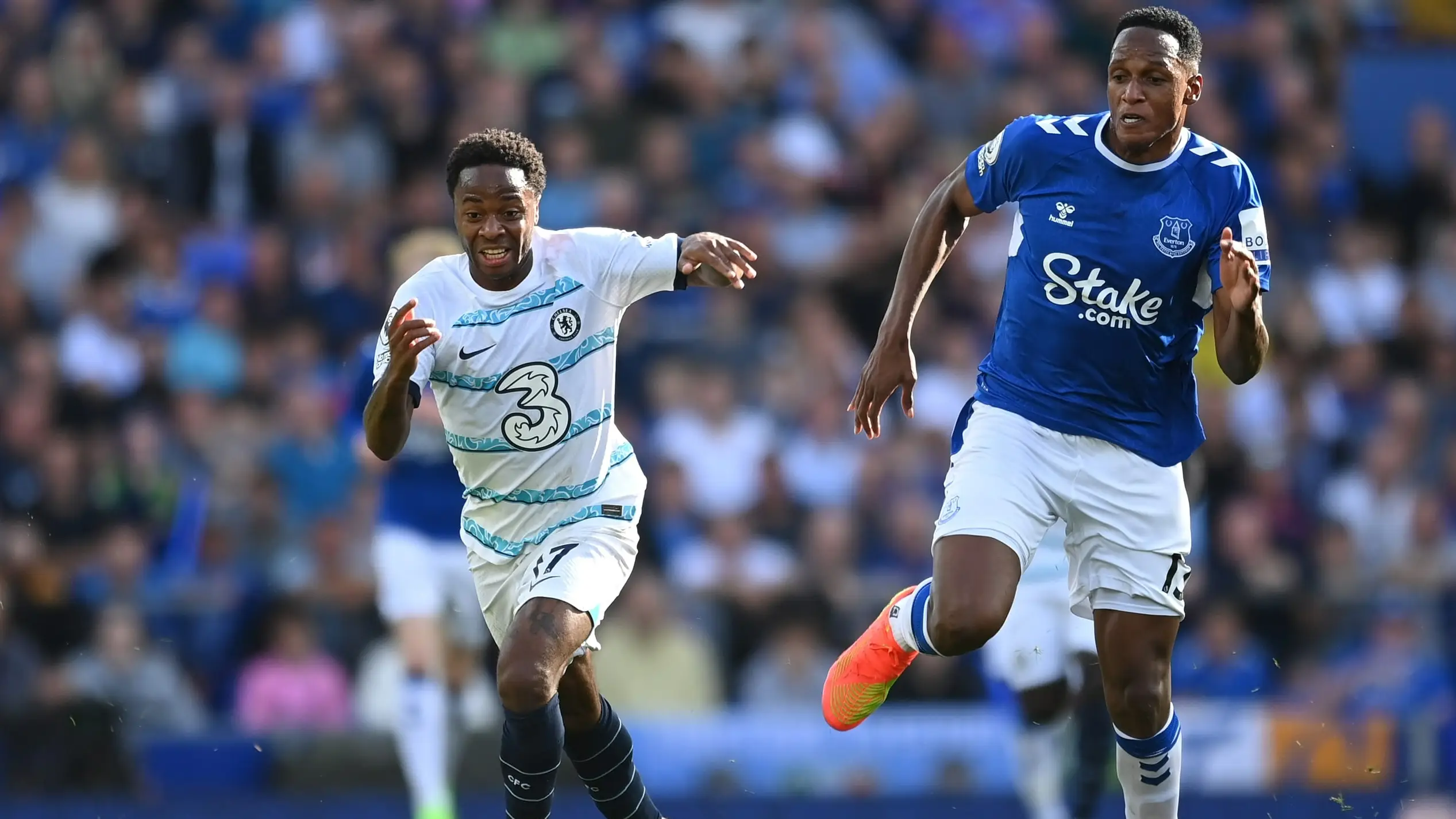 Raheem Sterling on the ball for Chelsea against Everton. (Chelsea FC)