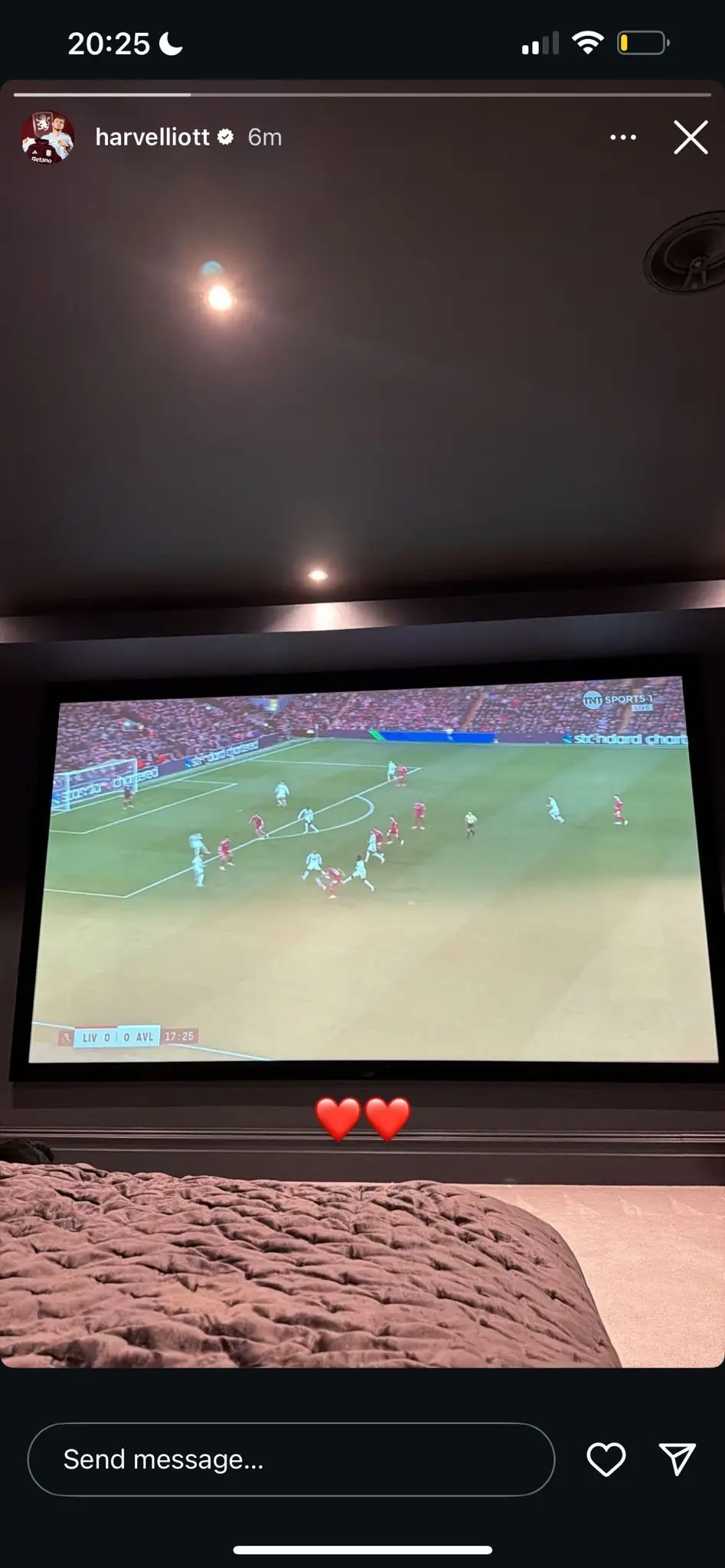 Image: Instagram/@harvelliott