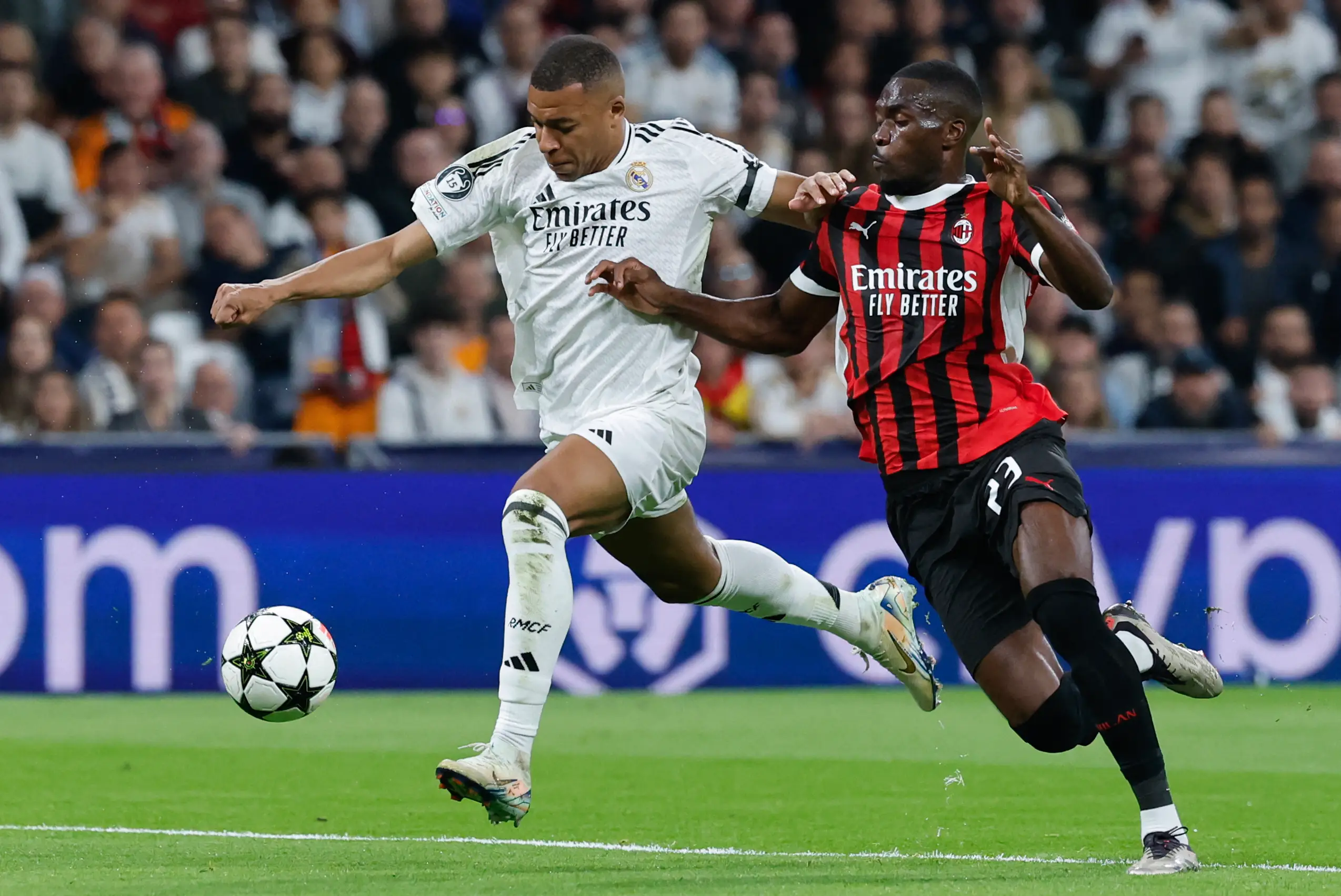 Fikayo Tomori in action for AC Milan. Image: Getty 