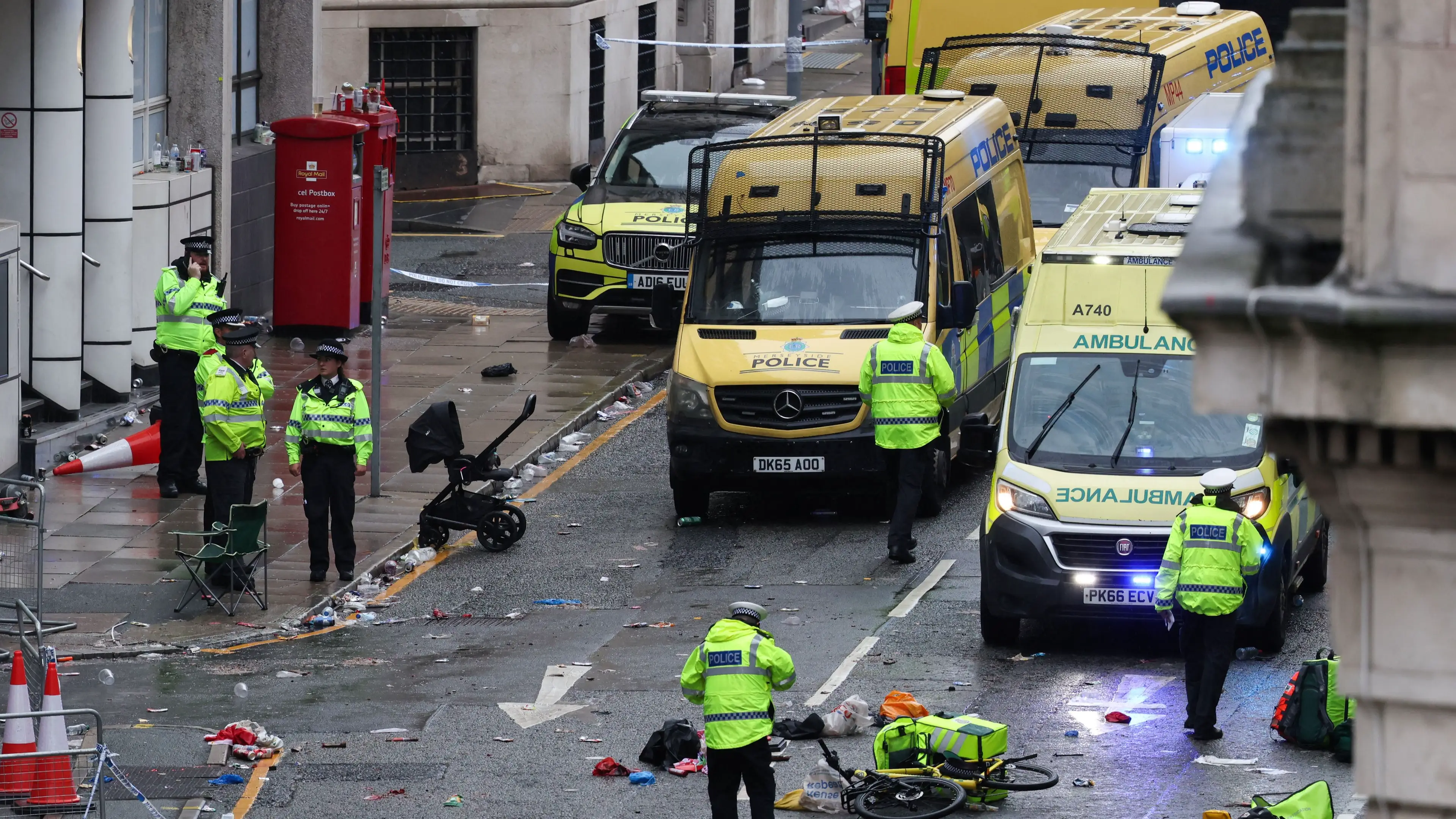 Eyewitness gives horrifying account of incident which saw Liverpool fans 'mowed down' by car at parade