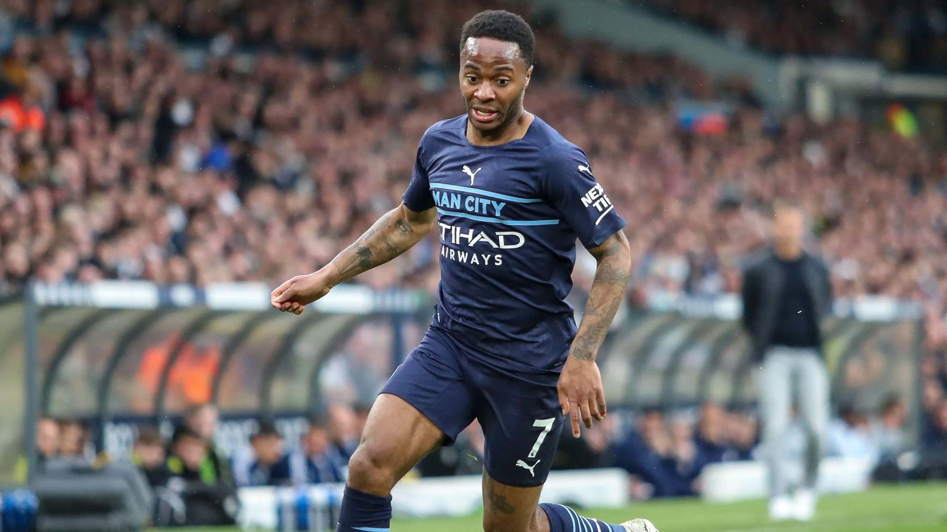 Raheem Sterling #7 of Manchester City on the ball during the game. (Alamy)