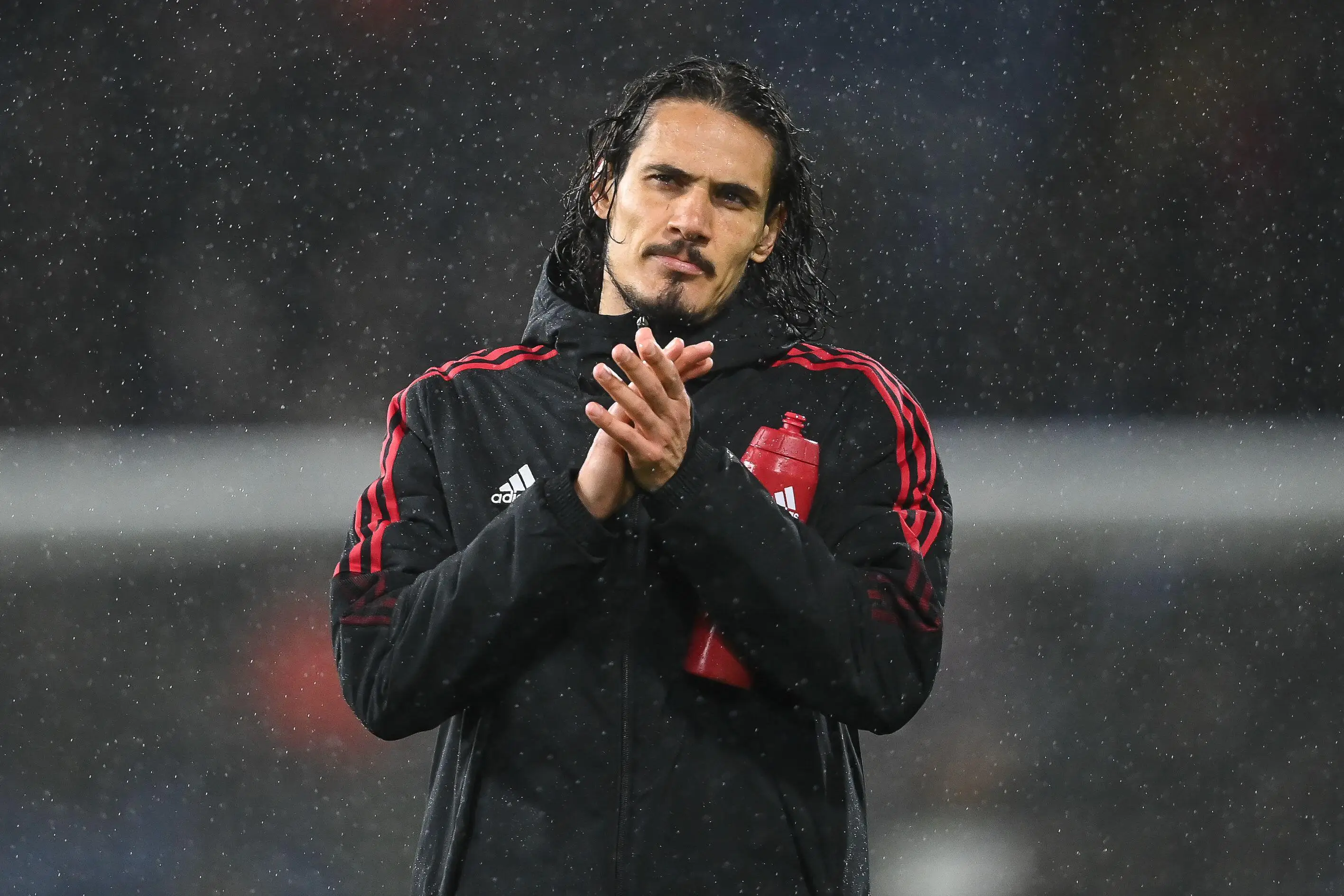 Cavani spent most of his time in his final season on the bench or injured. Image: Alamy