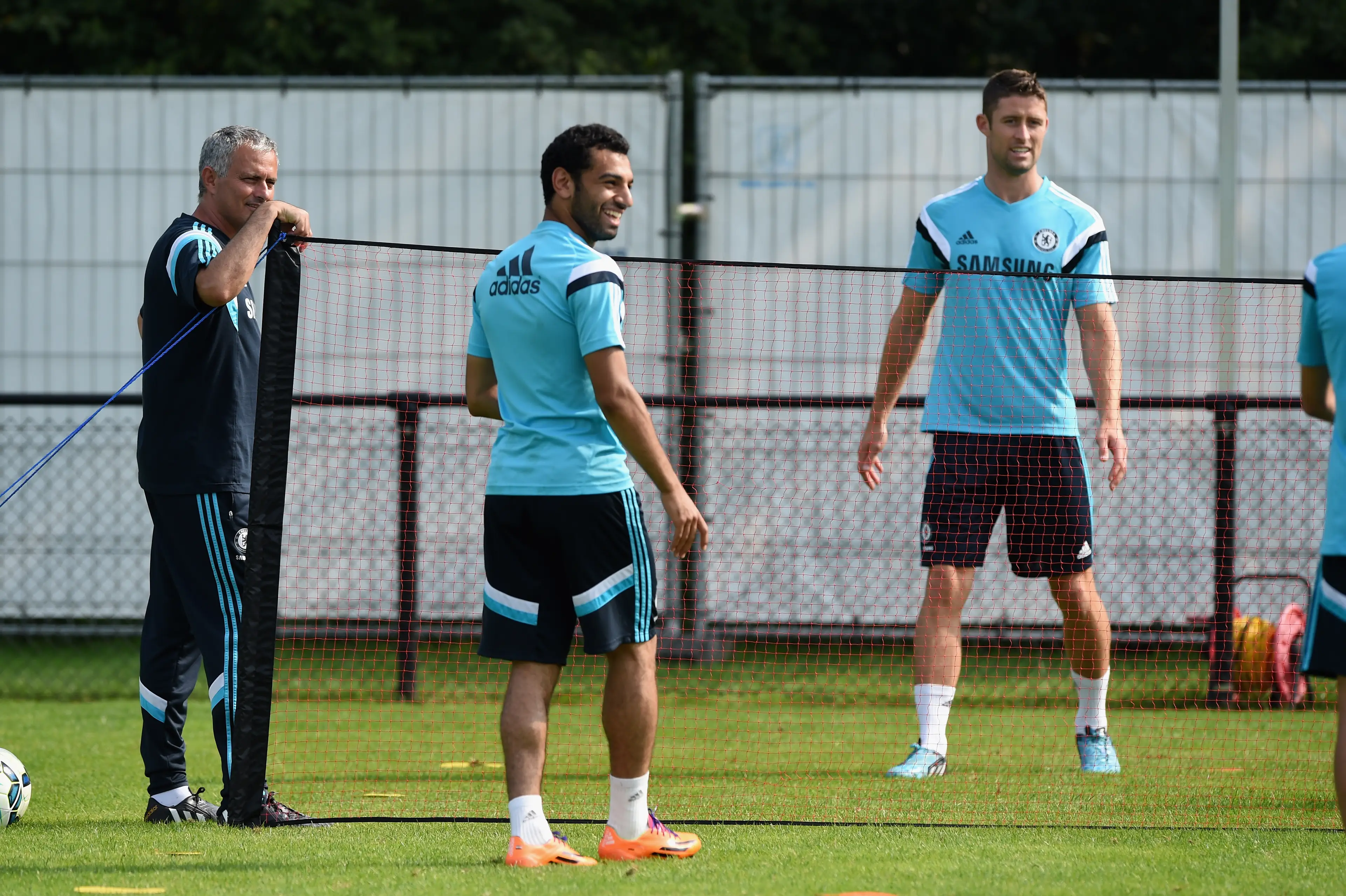 Jose Mourinho and Mohamed Salah during a Chelsea training session. Image: Getty 