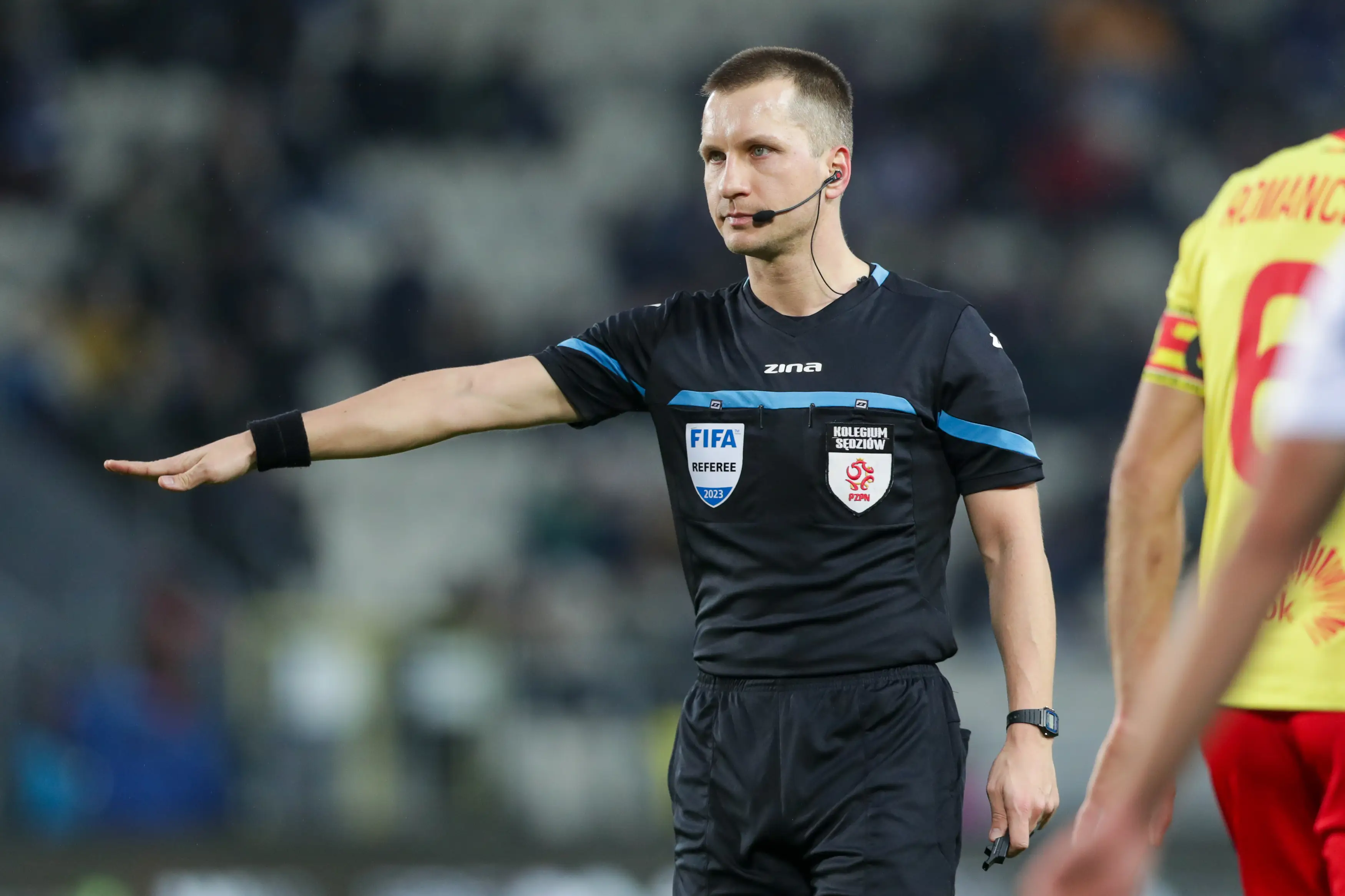 Bartosz Frankowski will no longer be in charge of VAR for Dynamo Kiev vs. Rangers. Image: Getty