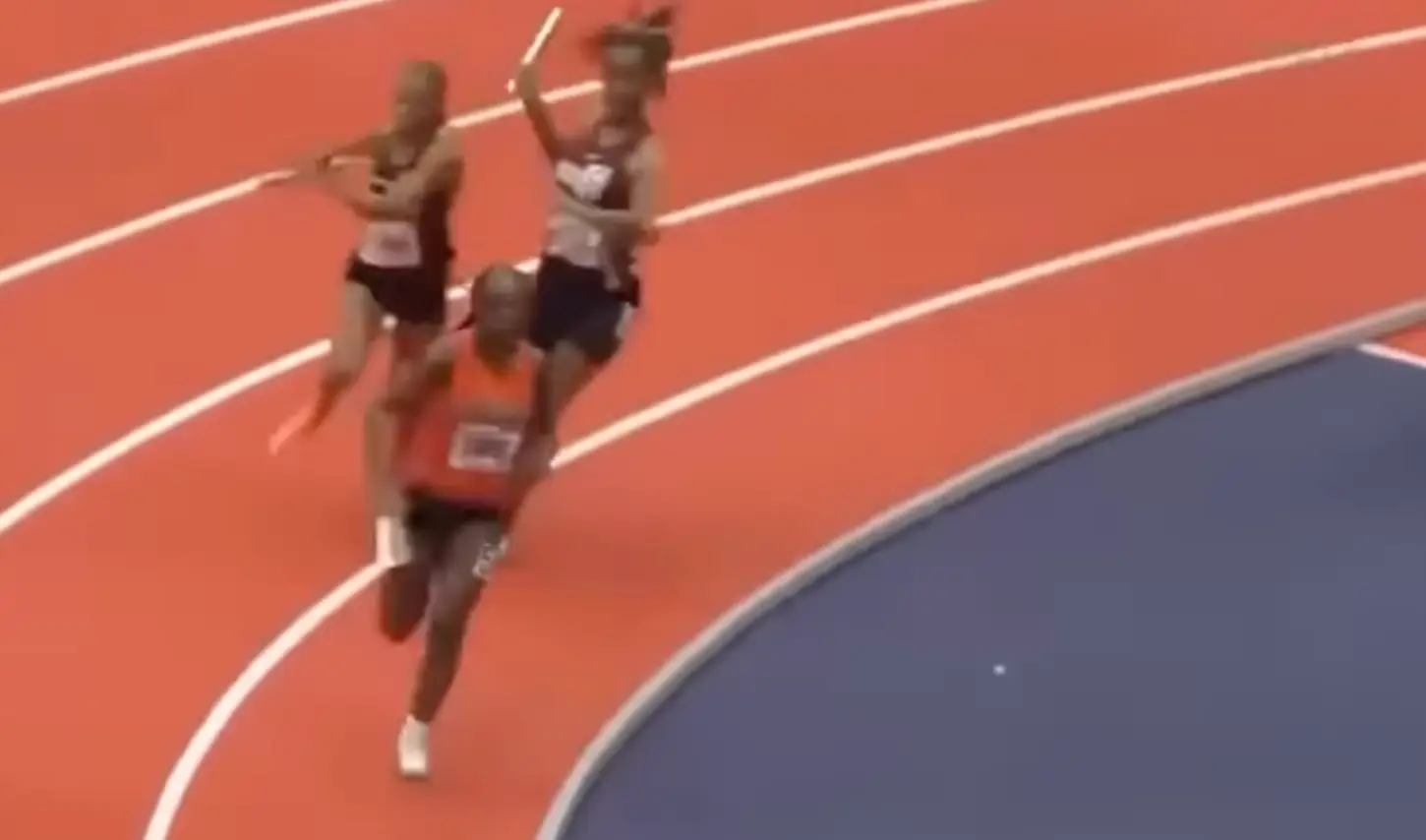 Alaila Everett appeared to strike Kaelen Tucker with a baton. Image: WSET ABC 13