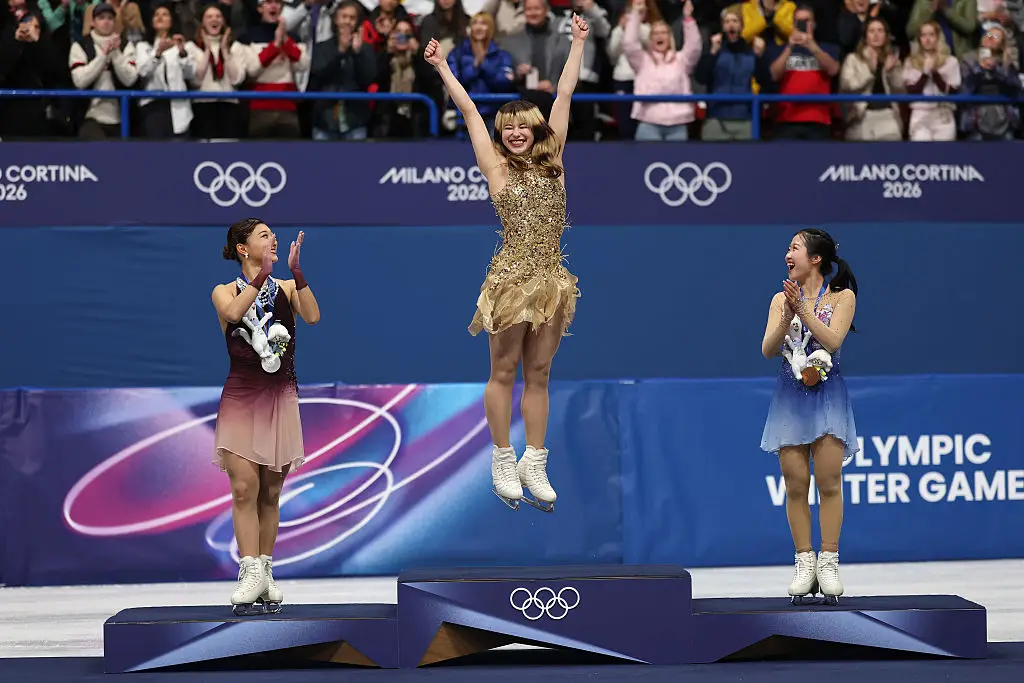 Liu's first gold medal broke while she was celebrating. (Image: Matthew Stockman/Getty Images)