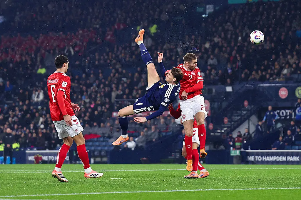 Flight prices are predicted to soar ahead of the 2026 World Cup (Getty/Robbie Jay Barratt/AMA)