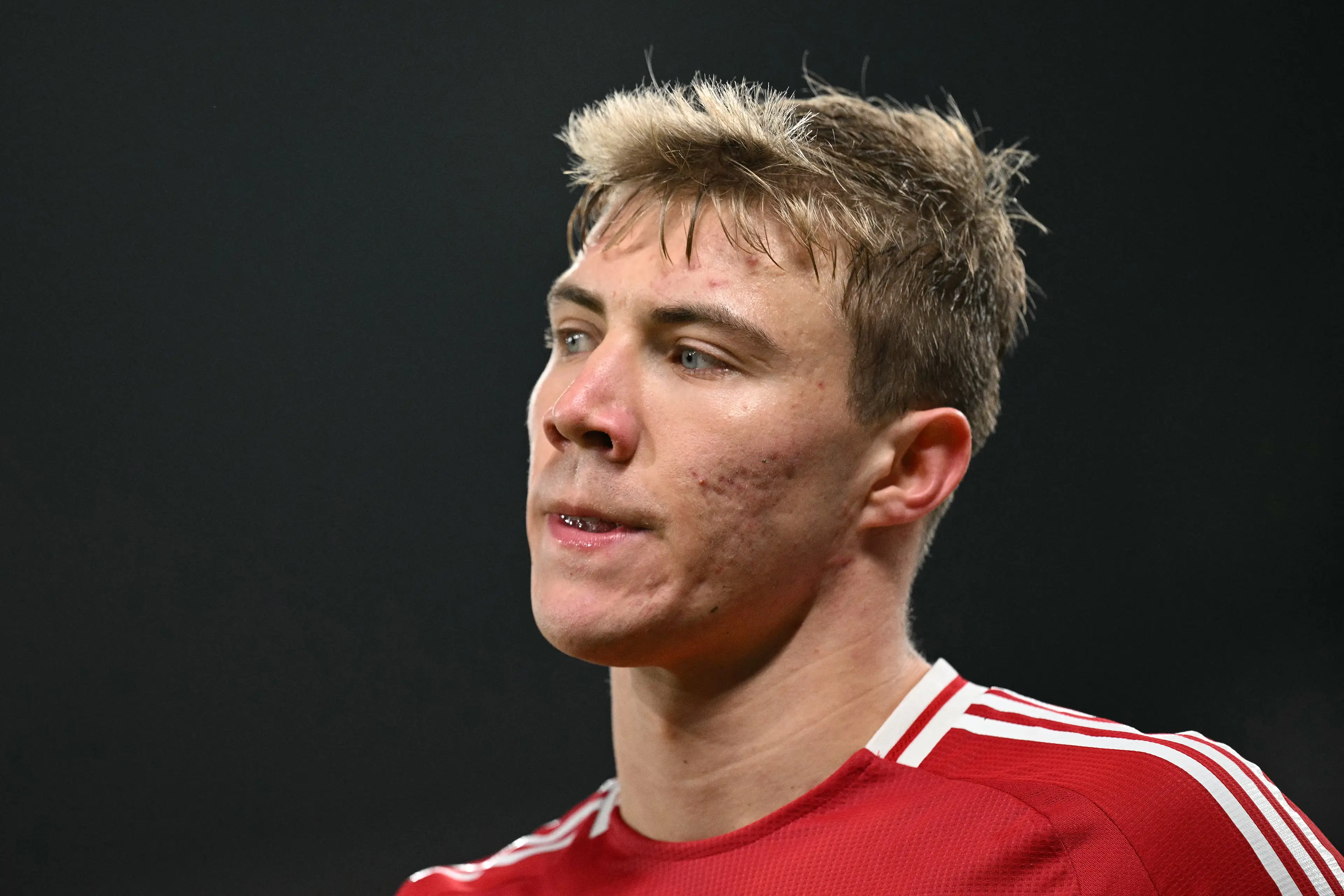 Rasmus Hojlund reacts after being substituted against Southampton. Image: Getty