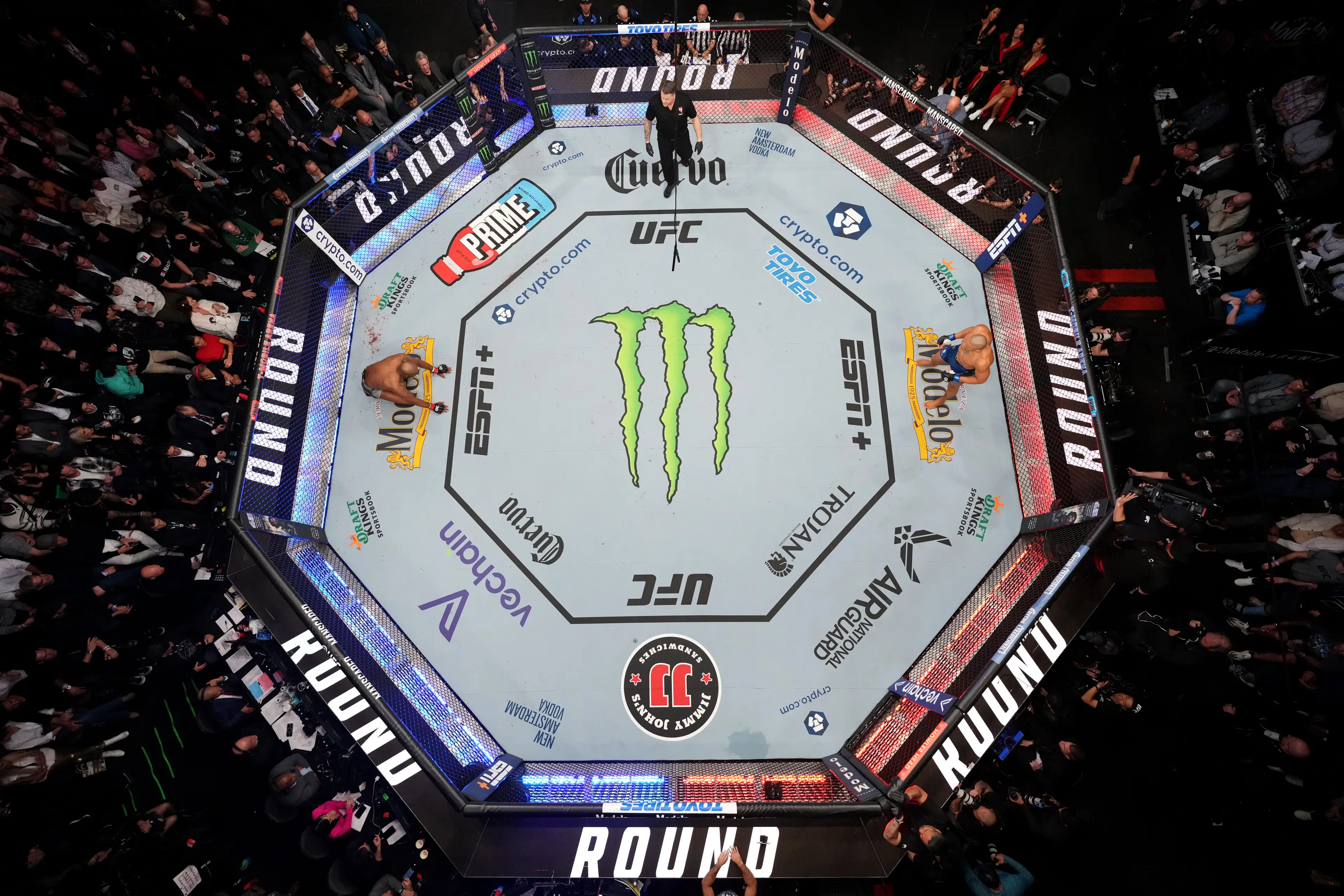 Aerial shot of UFC 285. Image: Getty