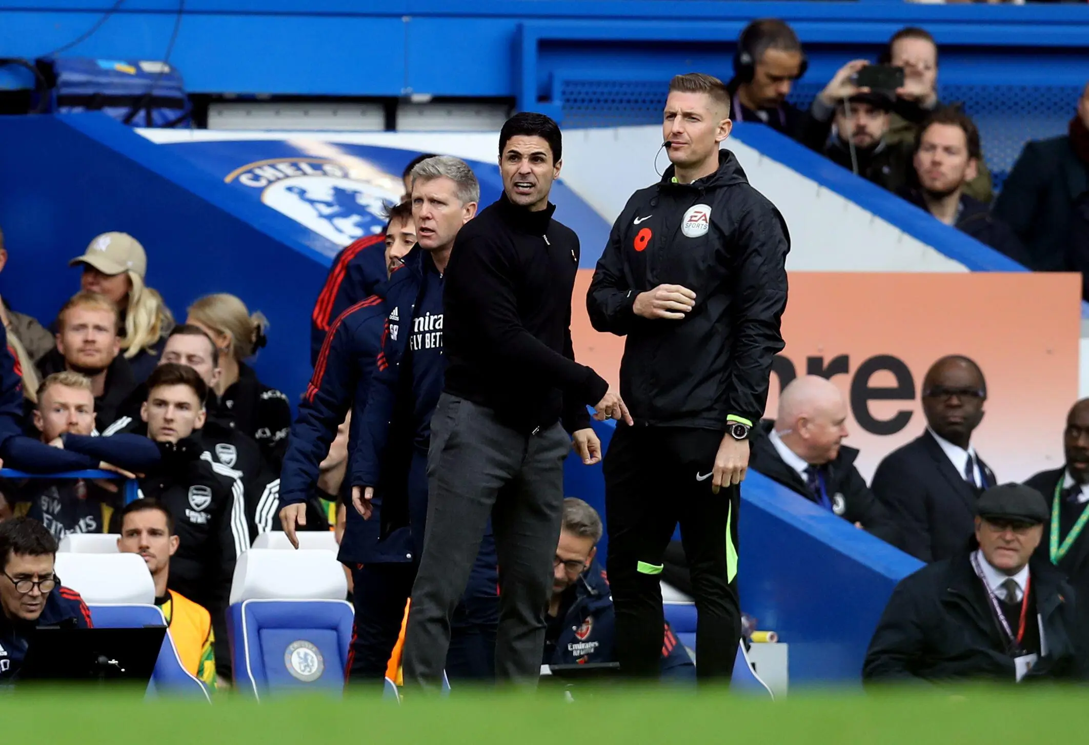 Arteta on the touchline. (Image