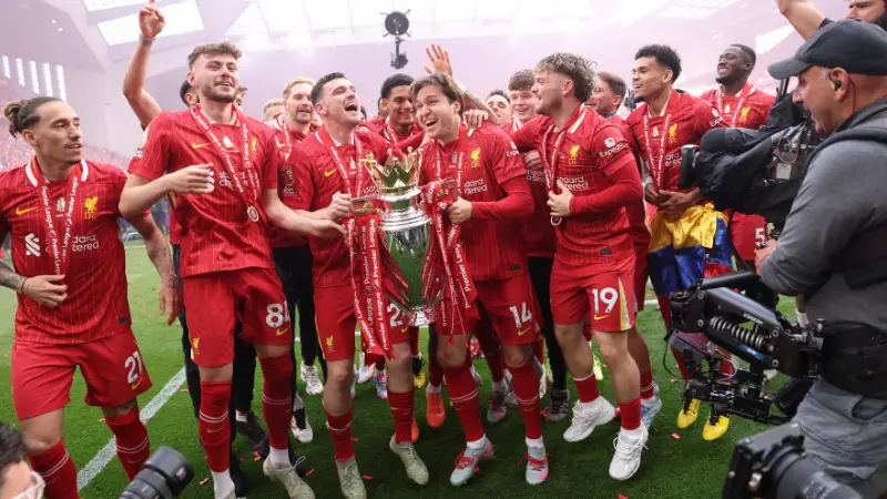 Liverpool star 'says goodbye' to fans with replacement already confirmed as Arne Slot continues brutal squad overhaul
