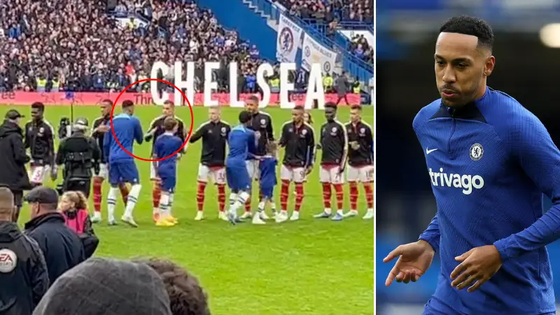 Twitter/@charles_watts - Alamy