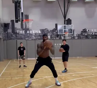 LeBron James working out     Chris Brickley/Instagram