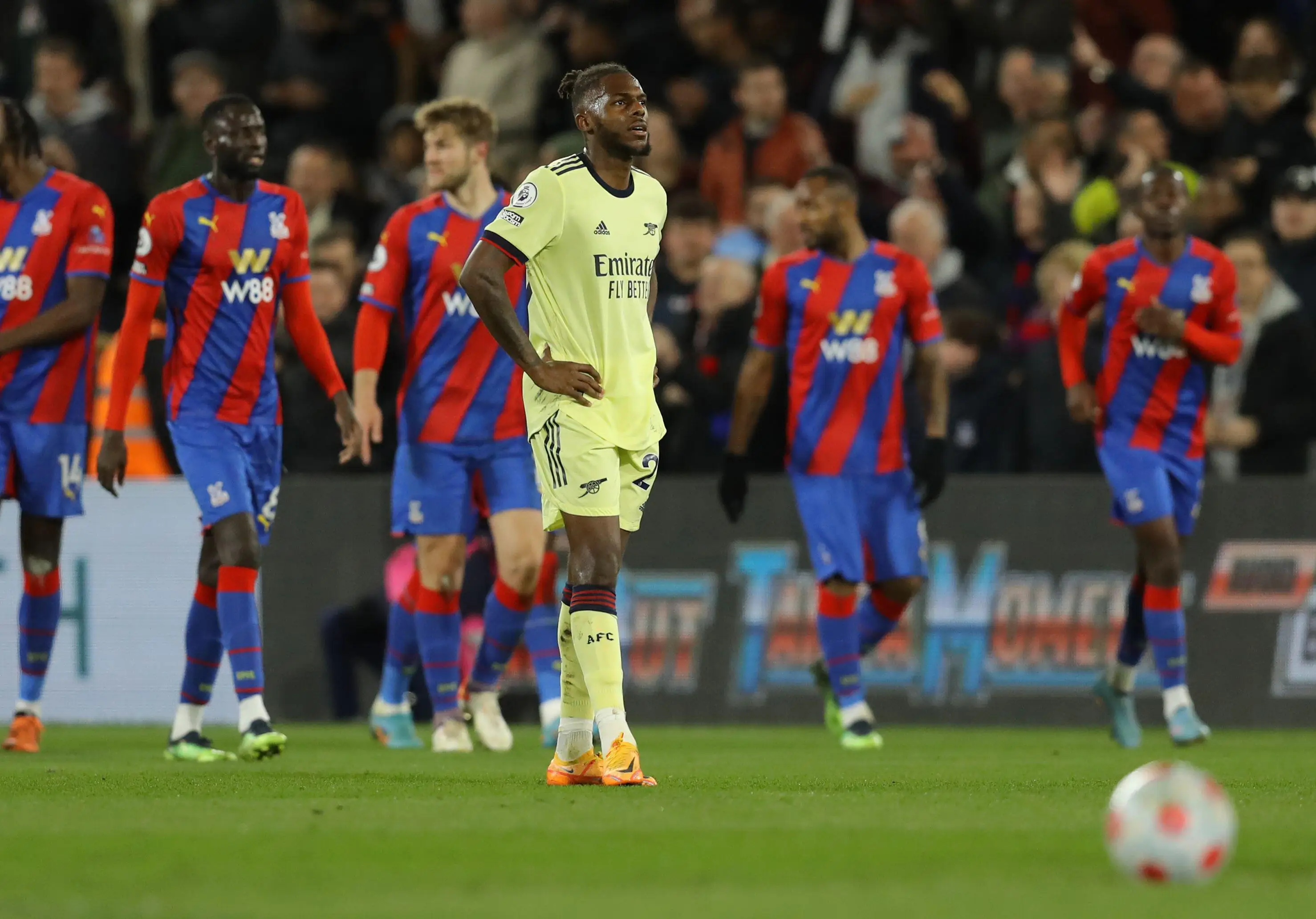 Nuno Tavares' end to the season was inconsistent.