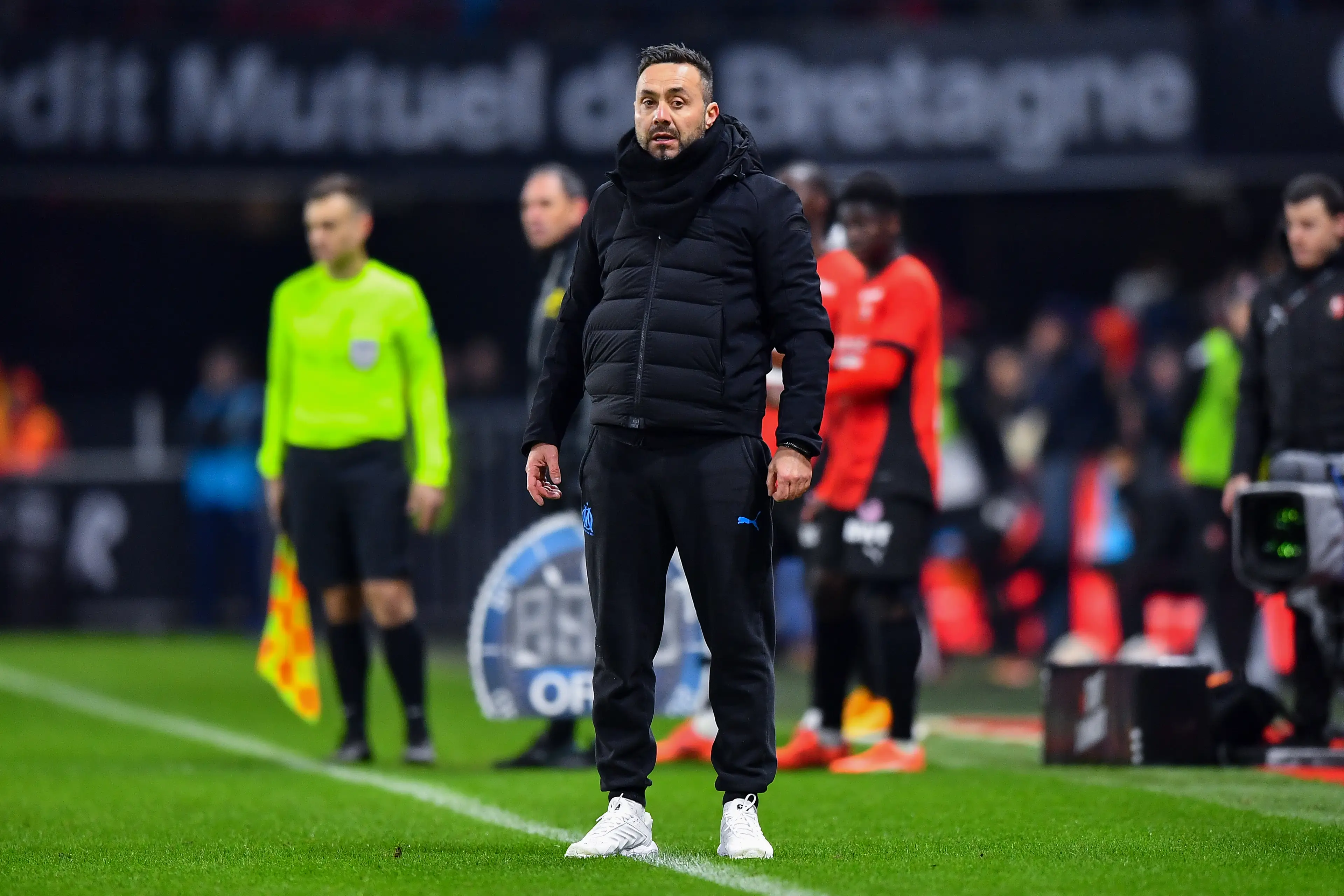 Roberto De Zerbi was furious with the referee's decision to send Derek Cornelius off. Image: Getty