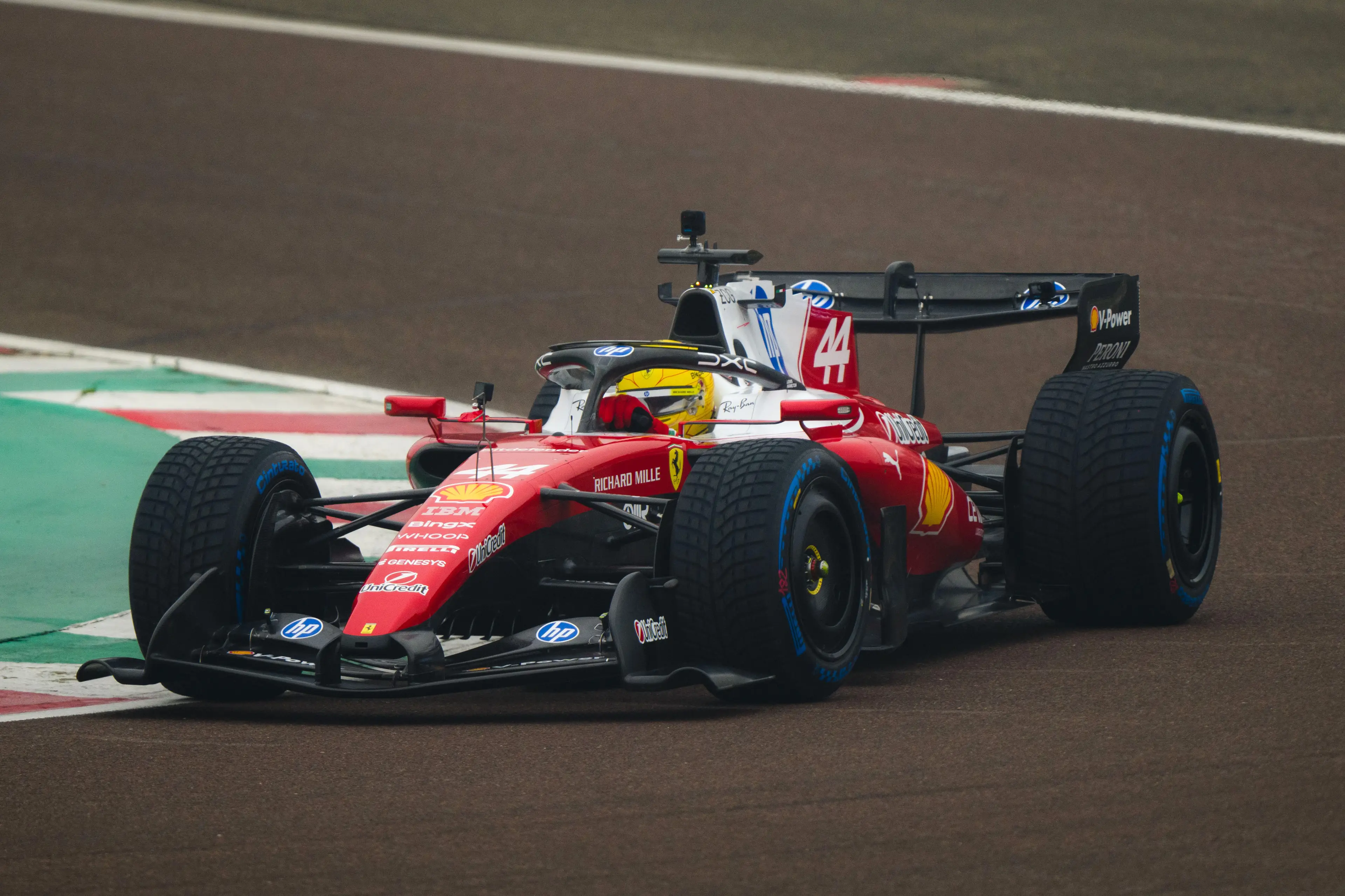 Lewis Hamilton in the SF26 (credit: getty)