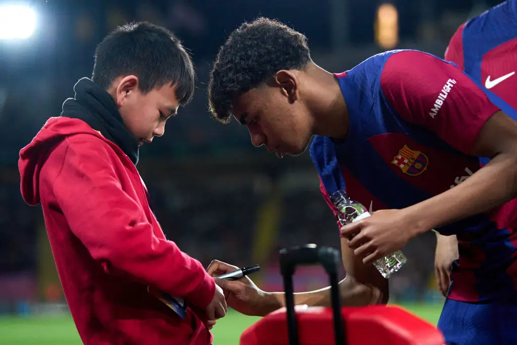 Lamine Yamal will no longer be signing autographs for fans. (Image: Alex Caparros/Getty Images)