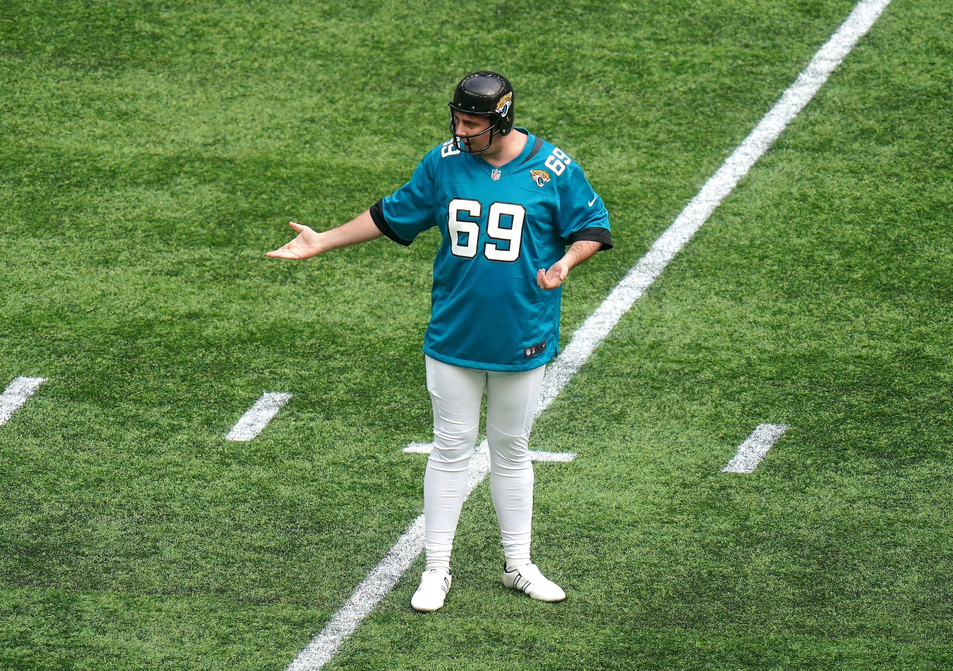 Jarvis is October 2021 on the Tottenham Hotspur Stadium pitch during the NFL game. Image: Alamy