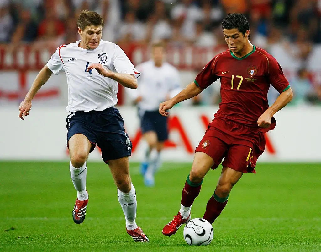 Steven Gerrard competed against Cristiano Ronaldo for both club and country. (Image:  Shaun Botterill/Getty Images)