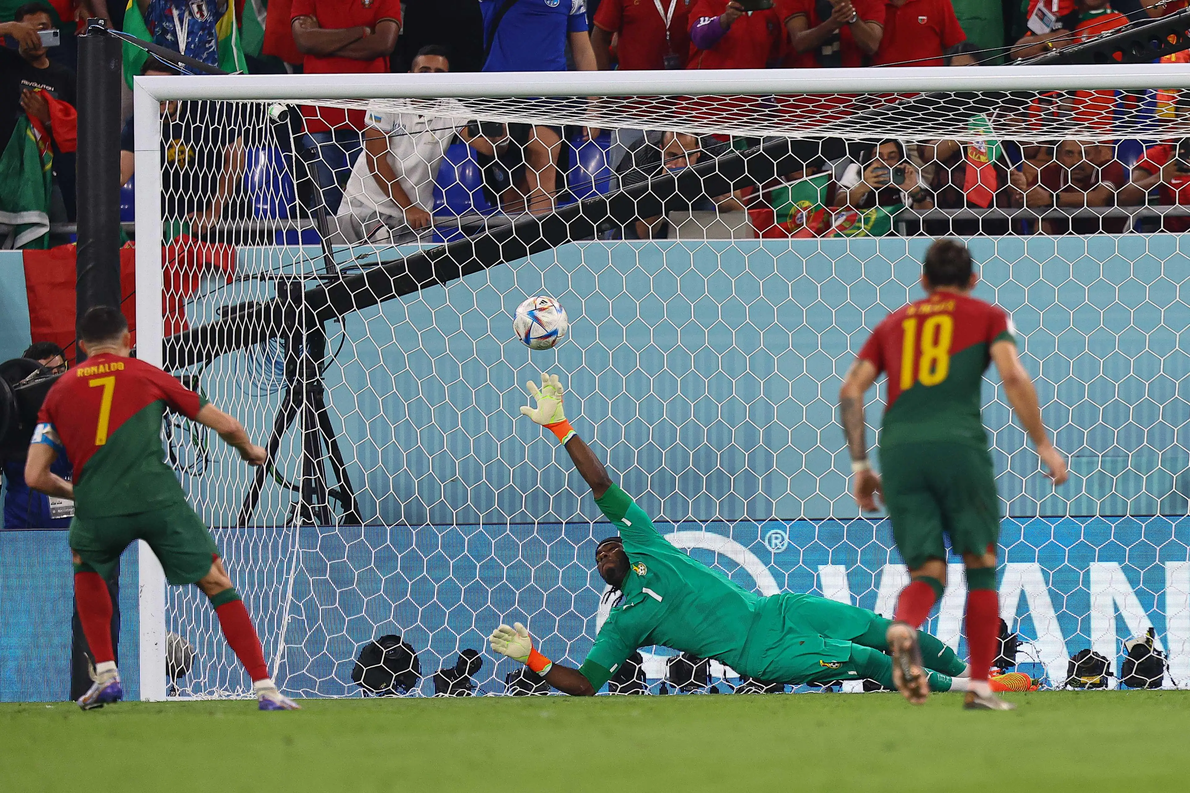 Cristiano Ronaldo expertly beat Ghana’s Lawrence Ati-Zigi from the spot-kick in Portugal’s 3-2 win at the World Cup.